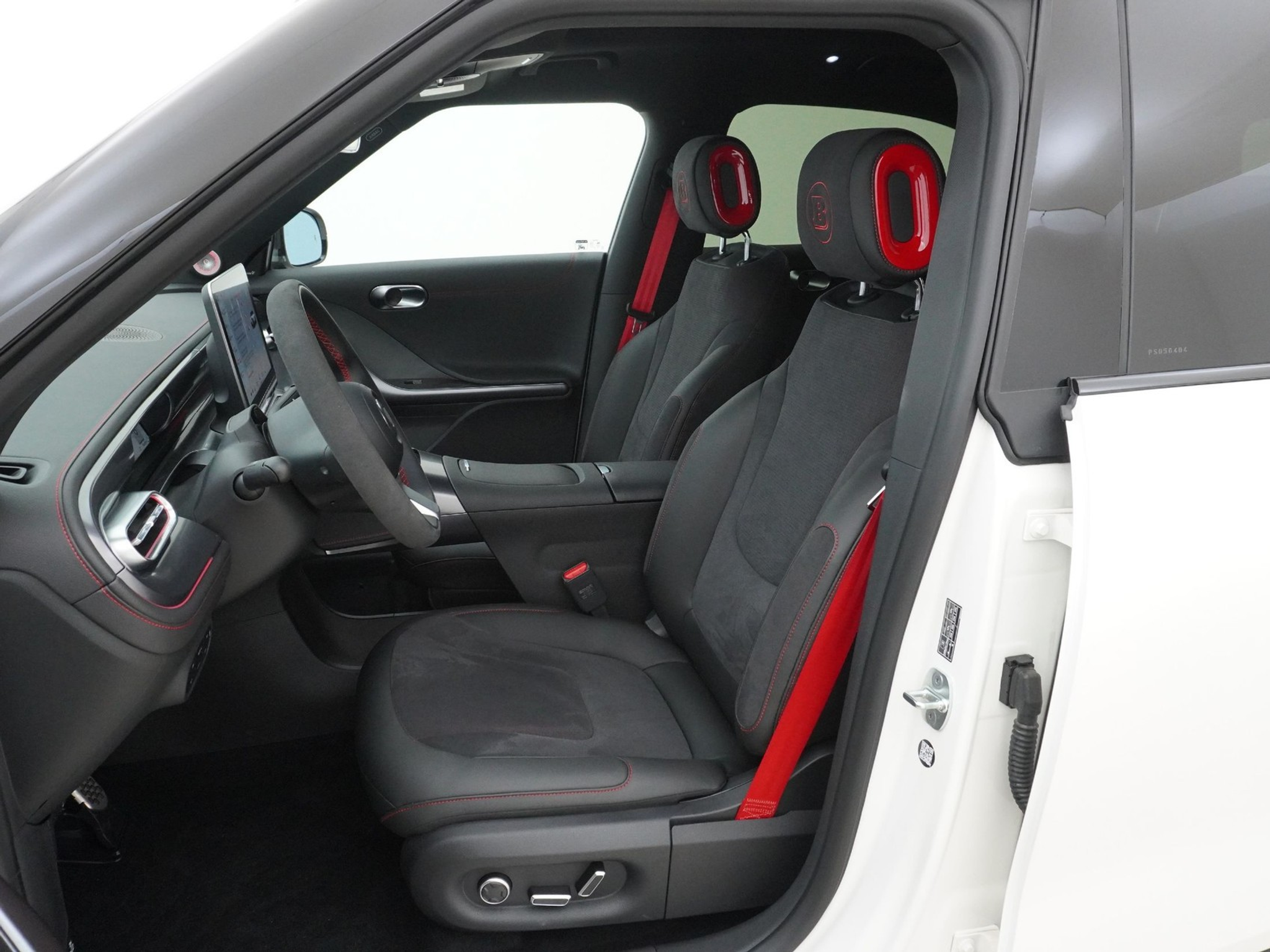 listing desktop thumbnail image 12