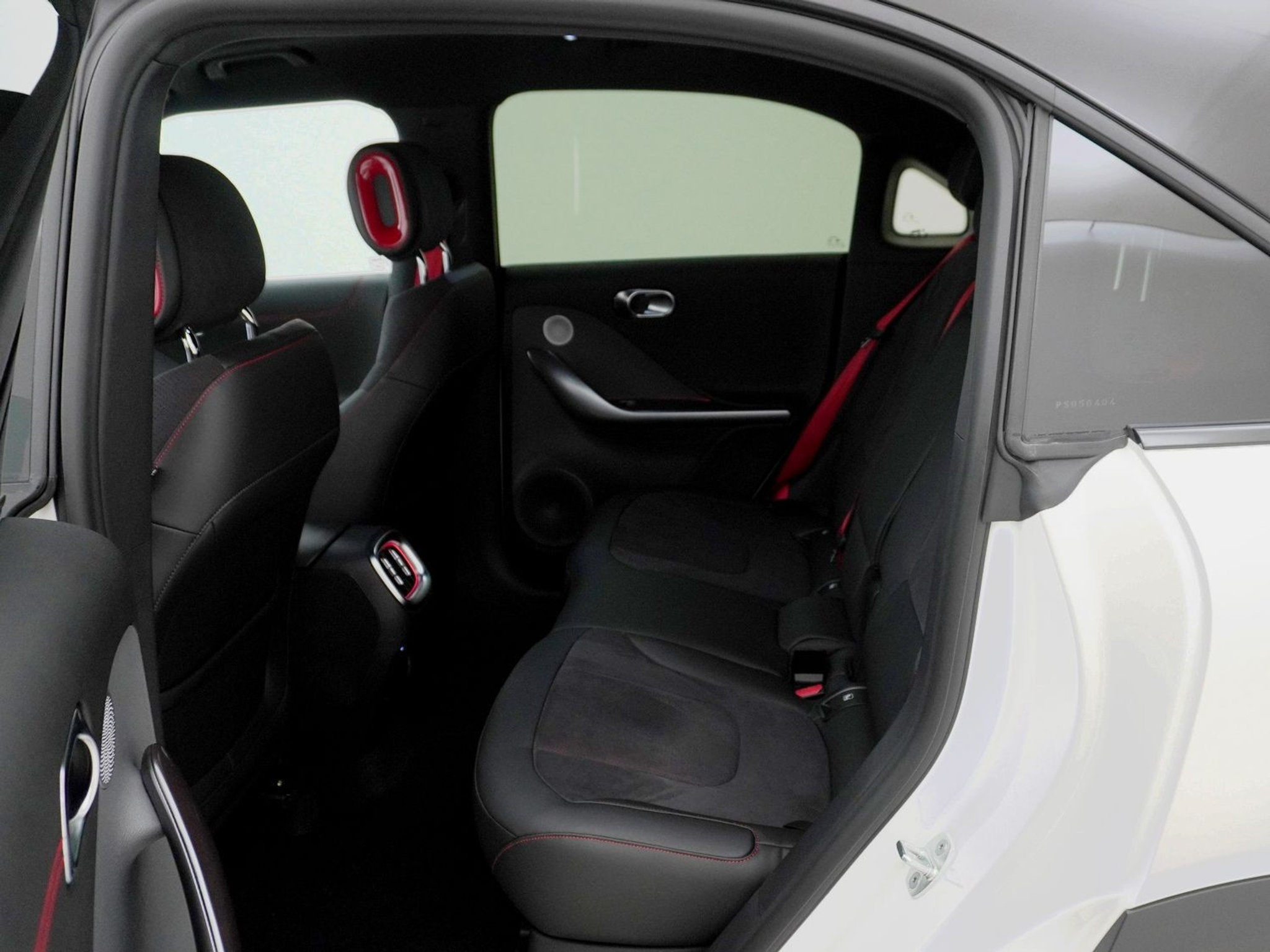 listing desktop thumbnail image 13