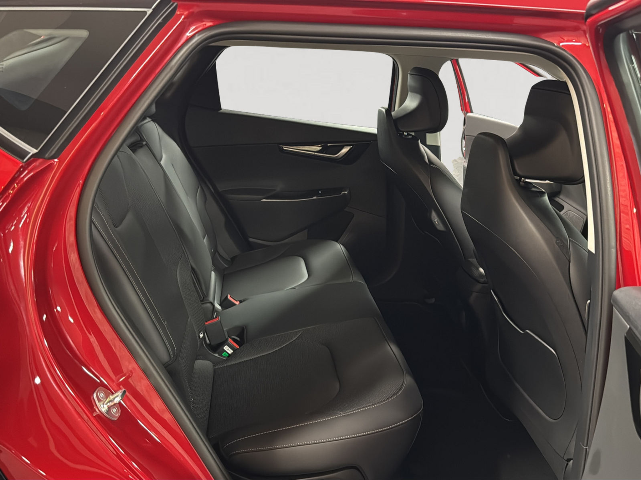 listing desktop thumbnail image 12