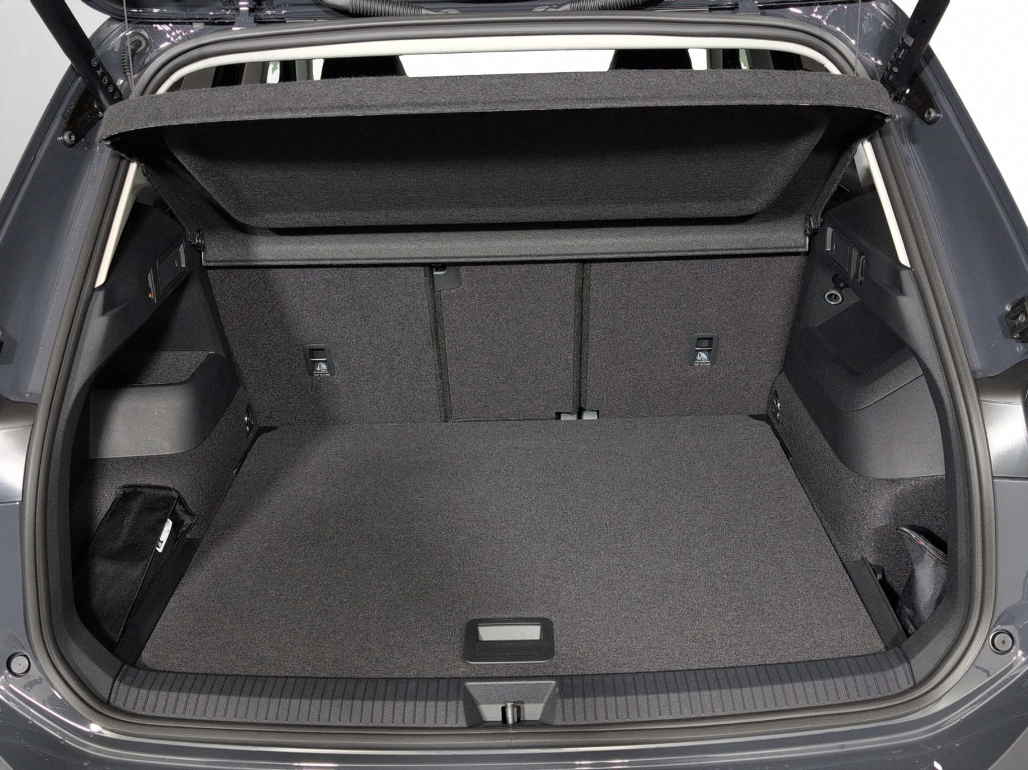 listing desktop thumbnail image 14