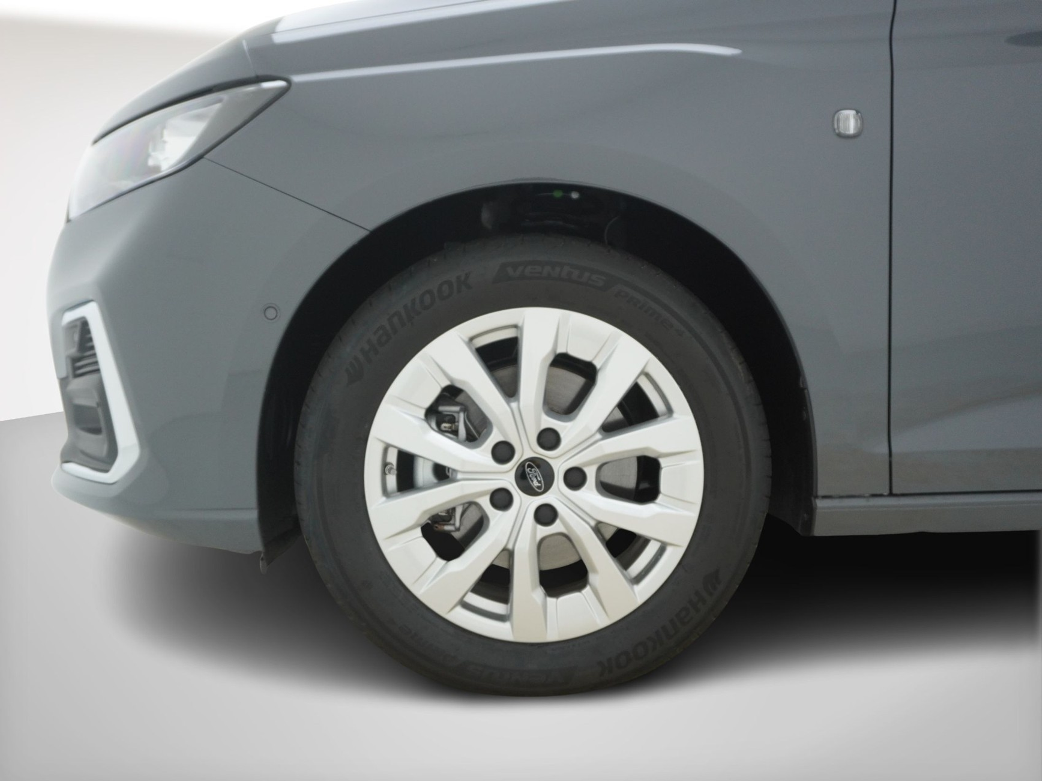 listing desktop thumbnail image 9