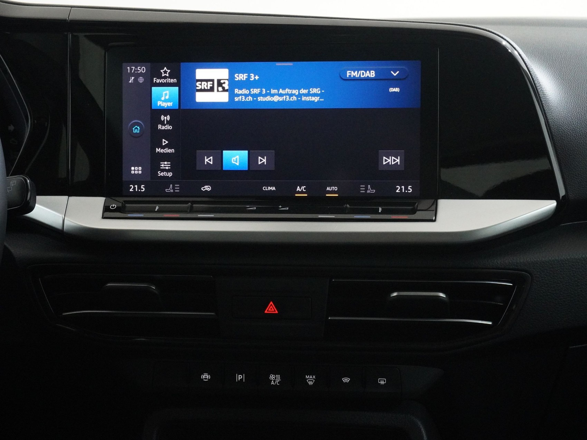 listing desktop thumbnail image 19