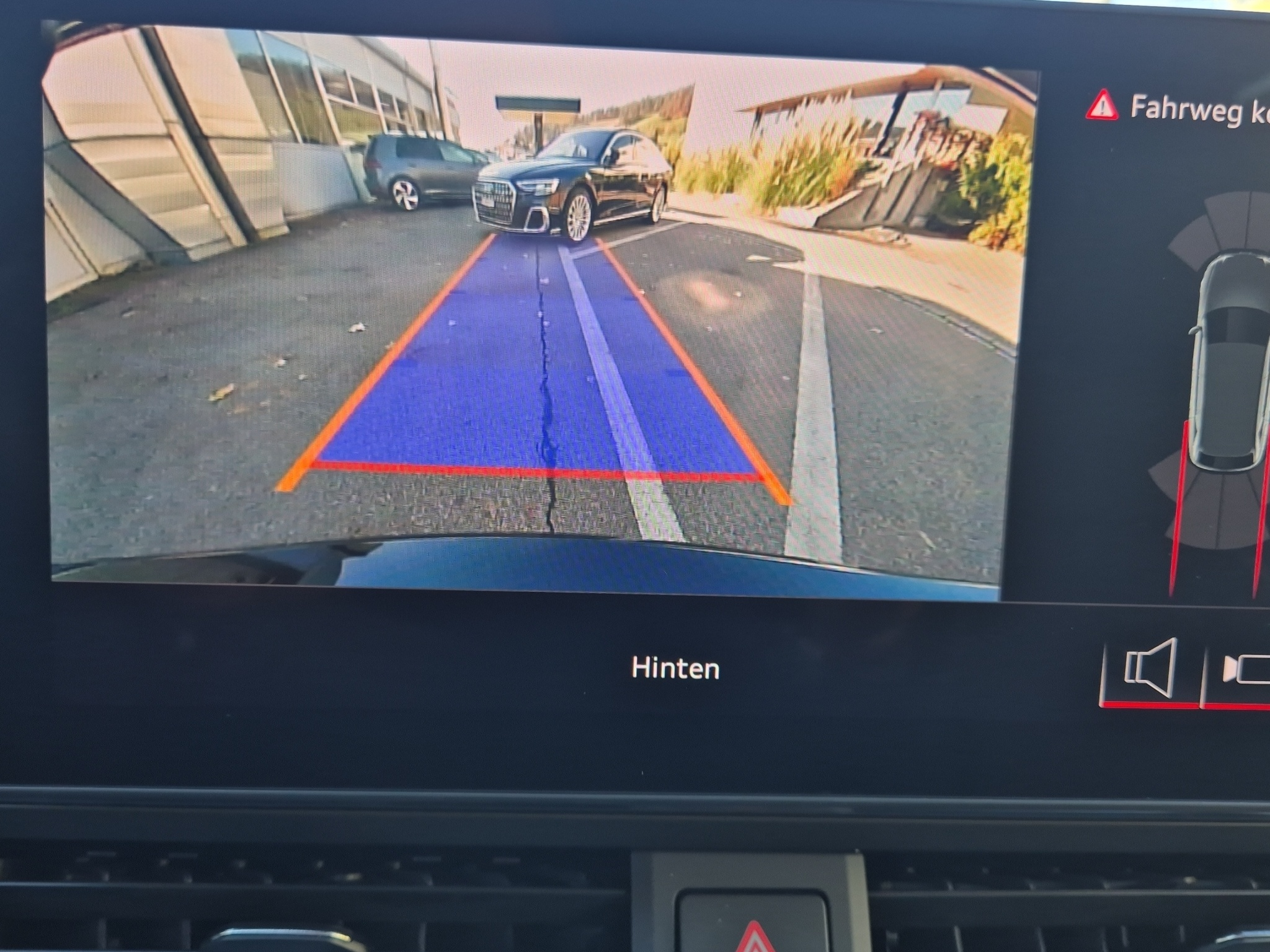 listing desktop thumbnail image 18