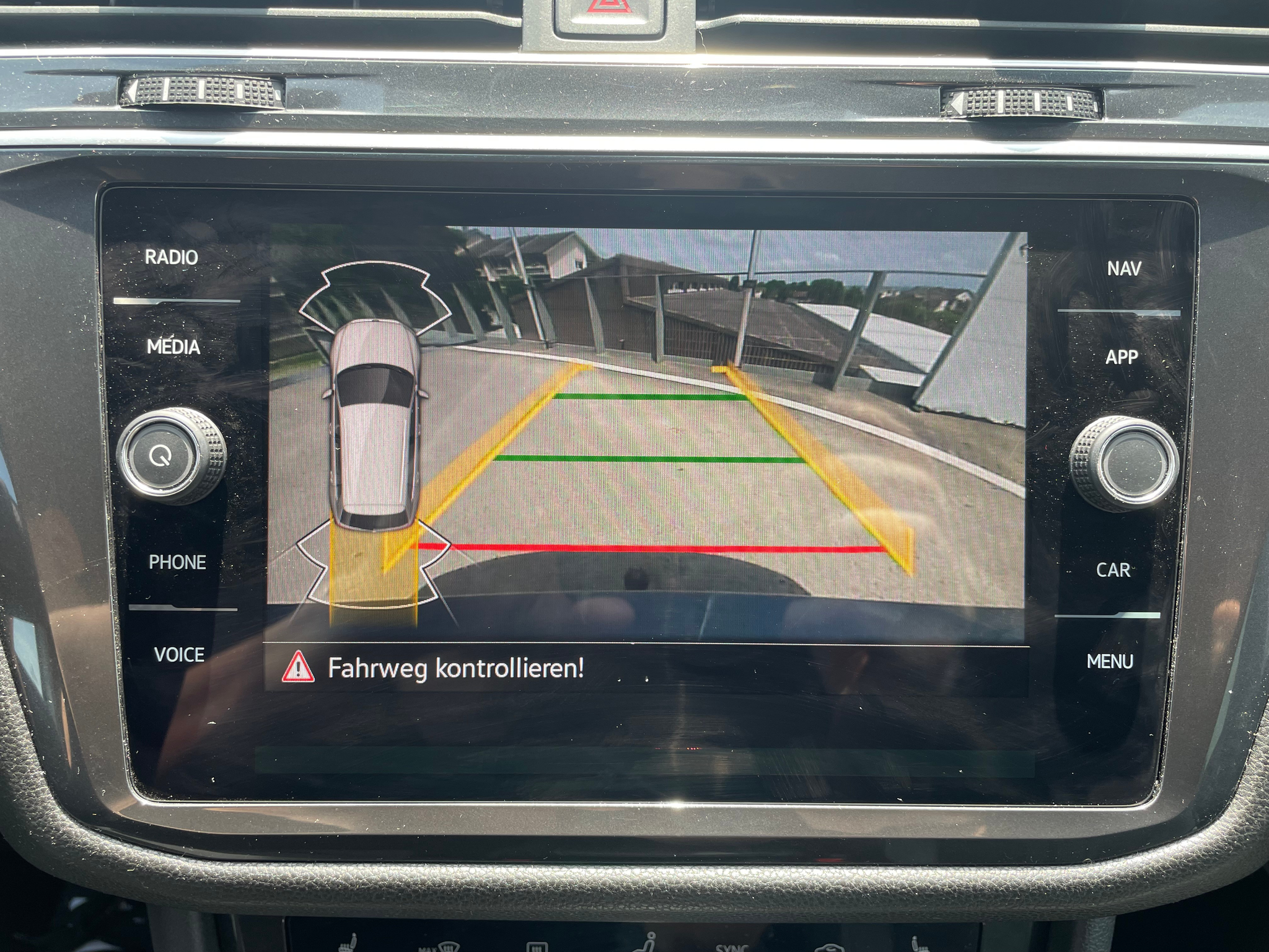 listing desktop thumbnail image 15