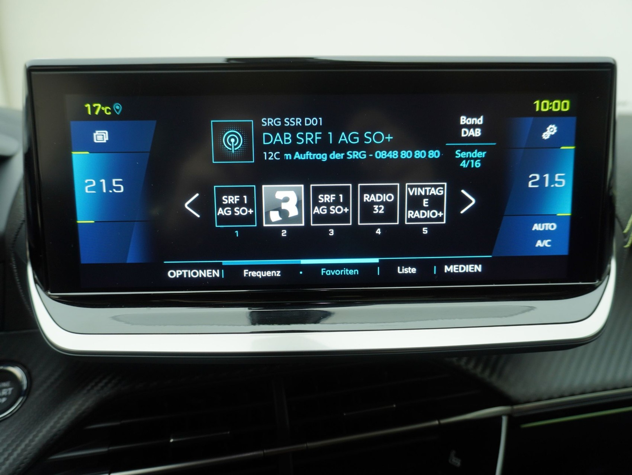 listing desktop thumbnail image 18