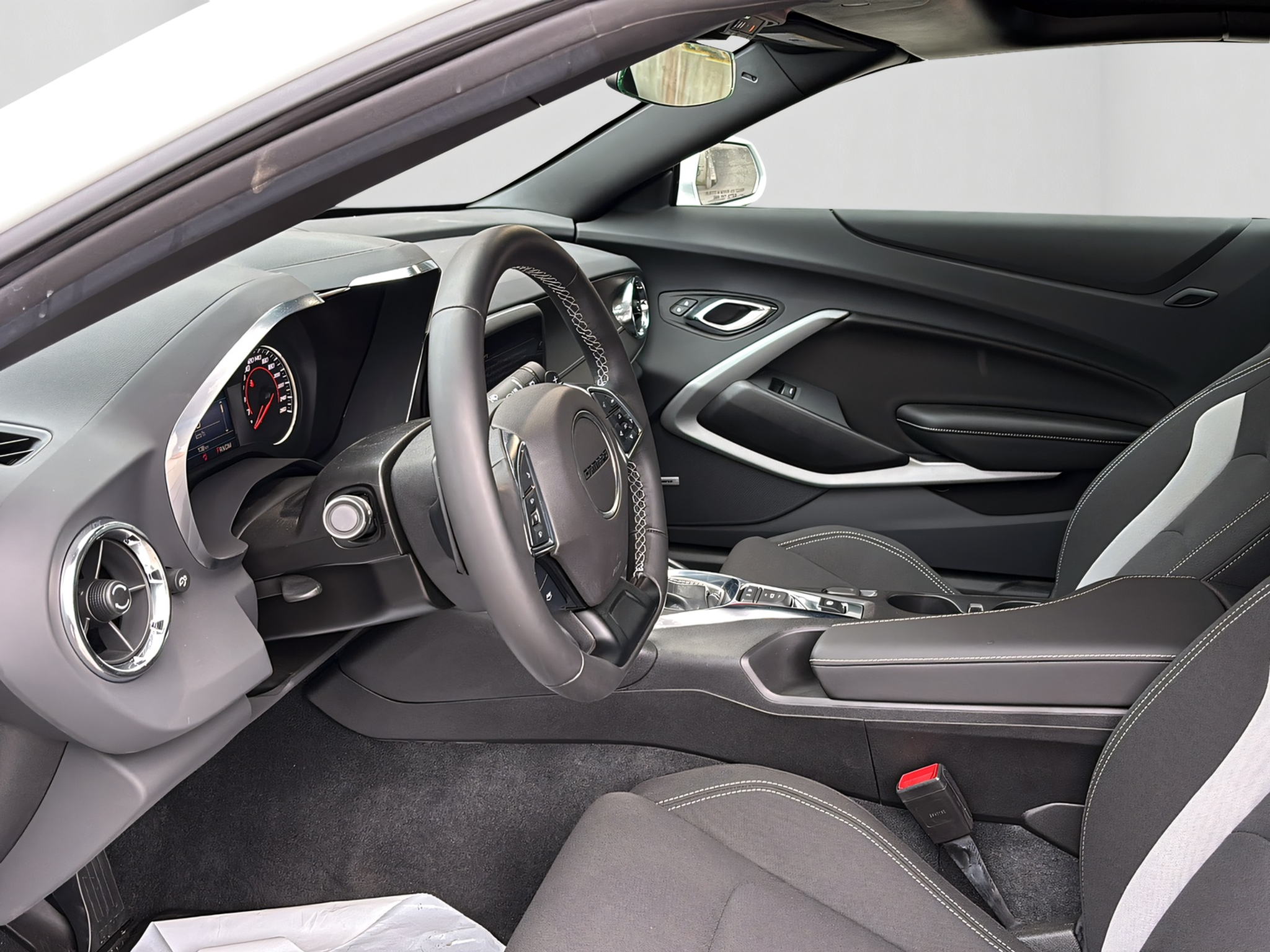 listing desktop thumbnail image 11