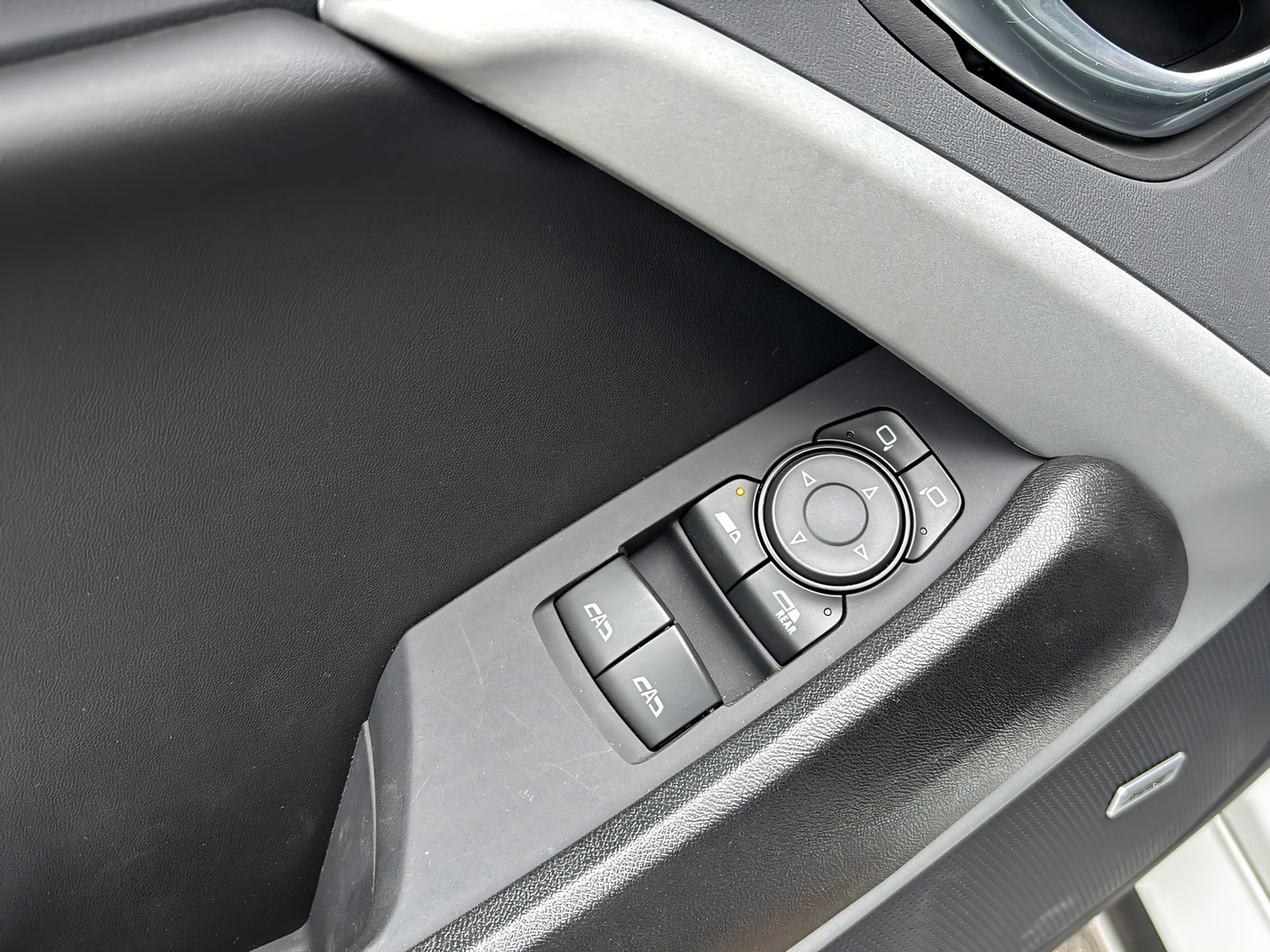 listing desktop thumbnail image 14