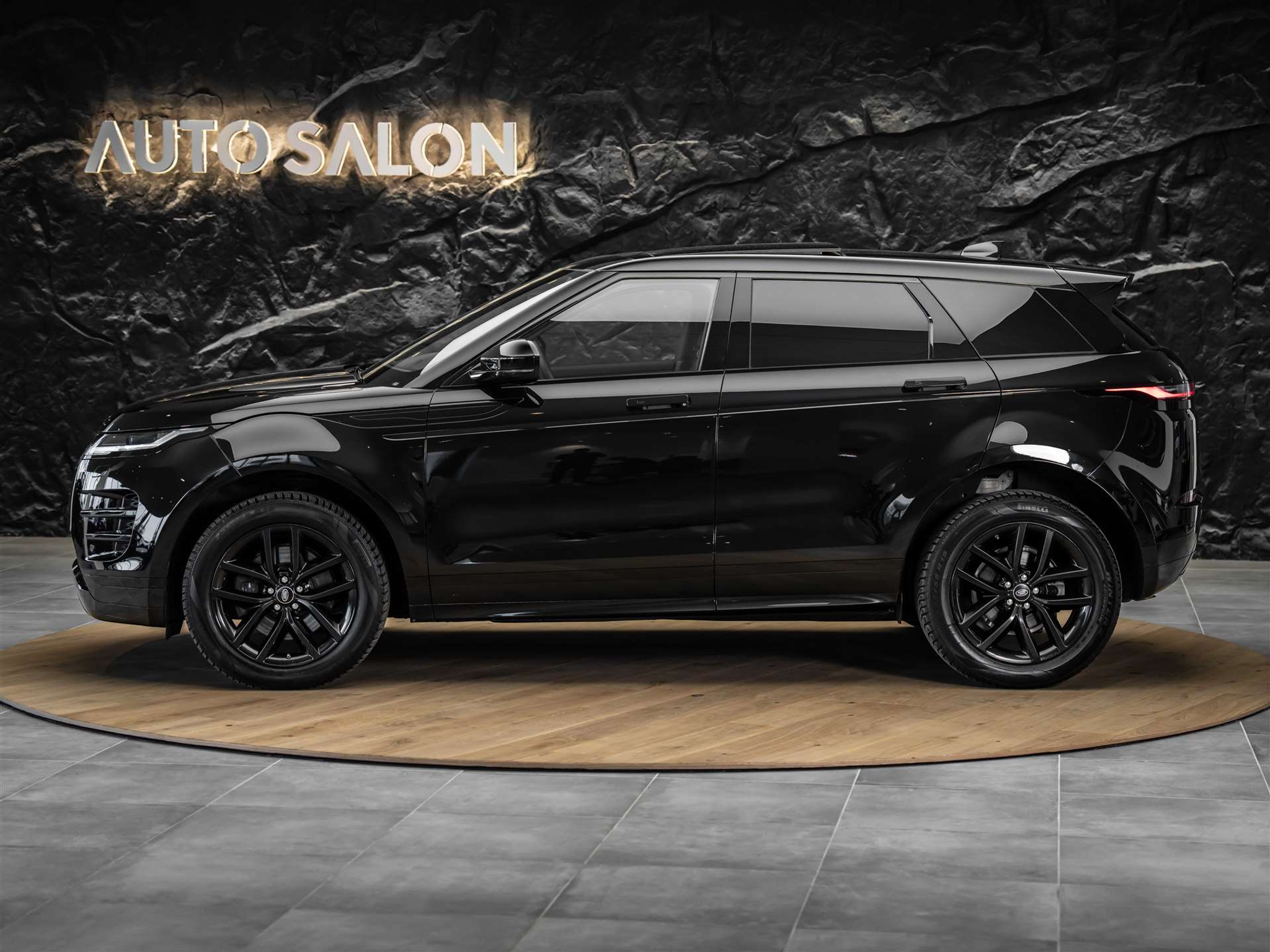 listing desktop thumbnail image 1