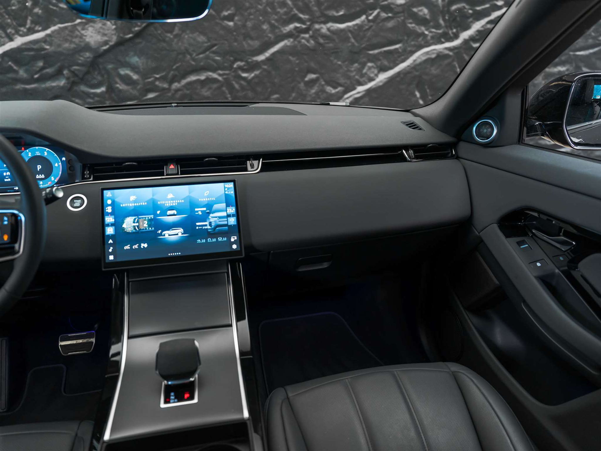 listing desktop thumbnail image 29