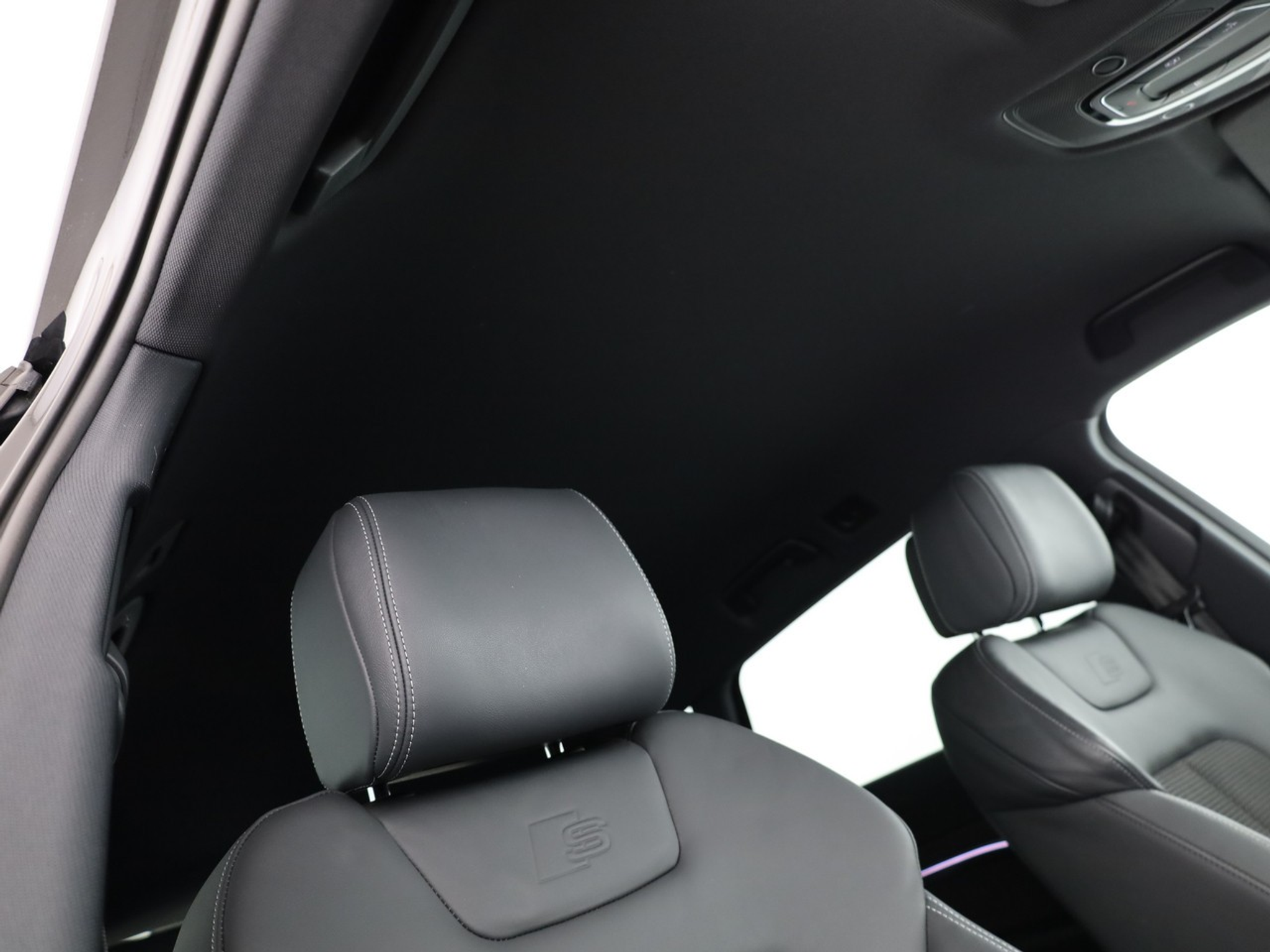 listing desktop thumbnail image 11