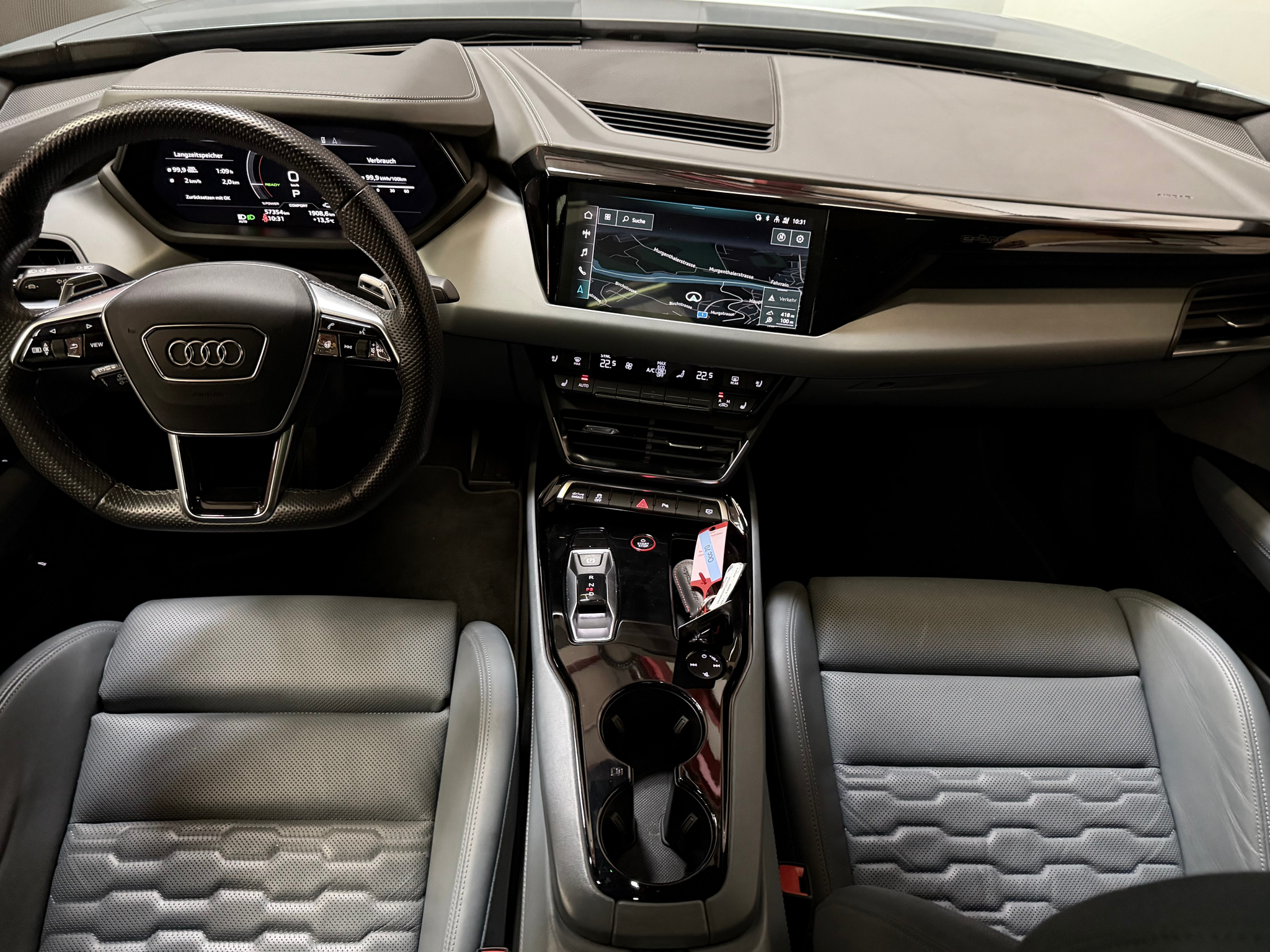 listing desktop thumbnail image 13