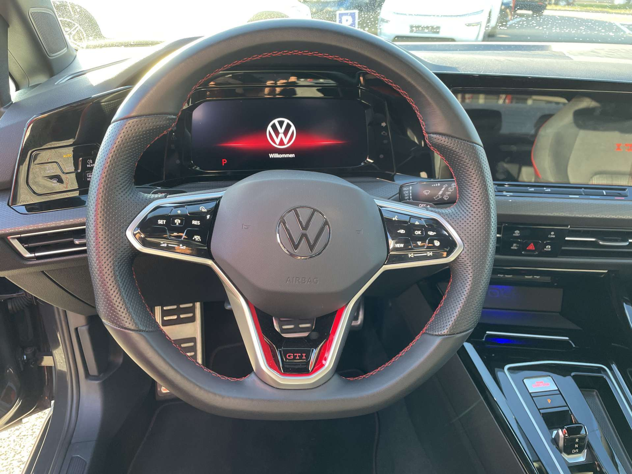 listing desktop thumbnail image 15