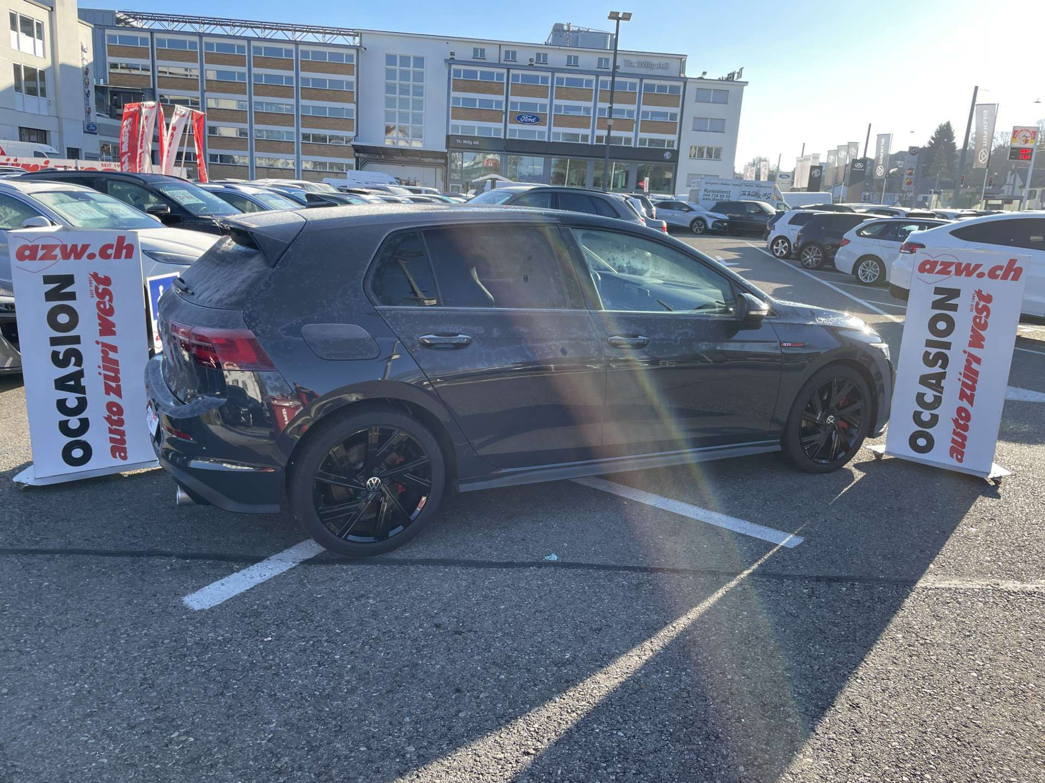 listing desktop thumbnail image 2