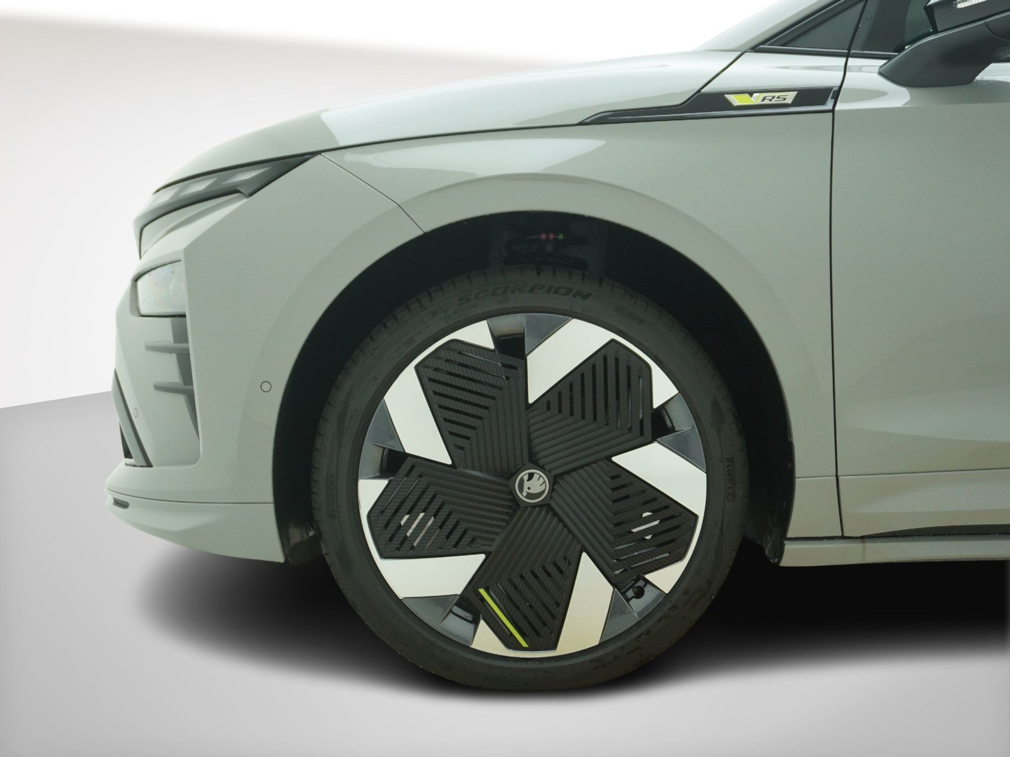 listing desktop thumbnail image 9