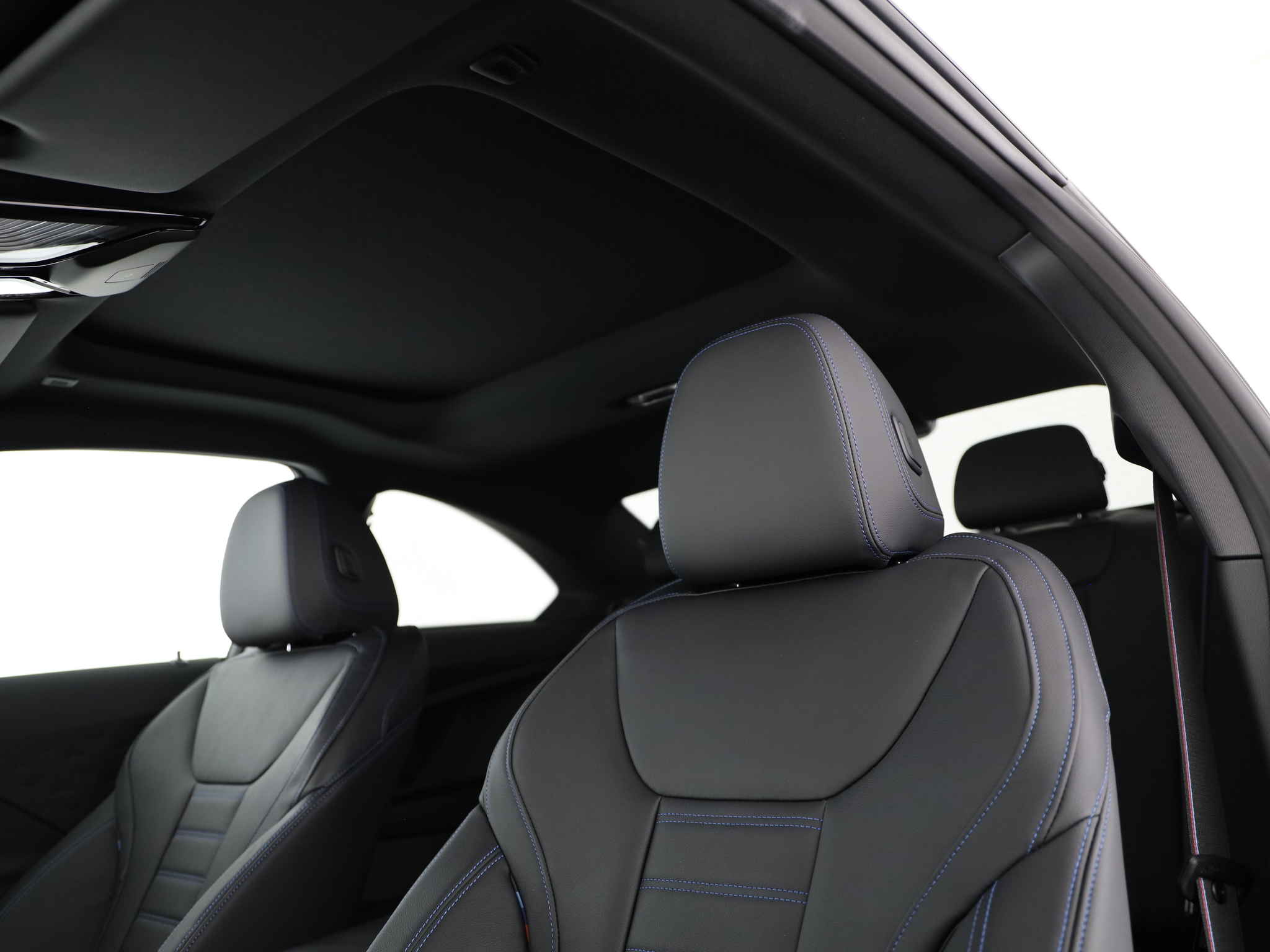 listing desktop thumbnail image 16