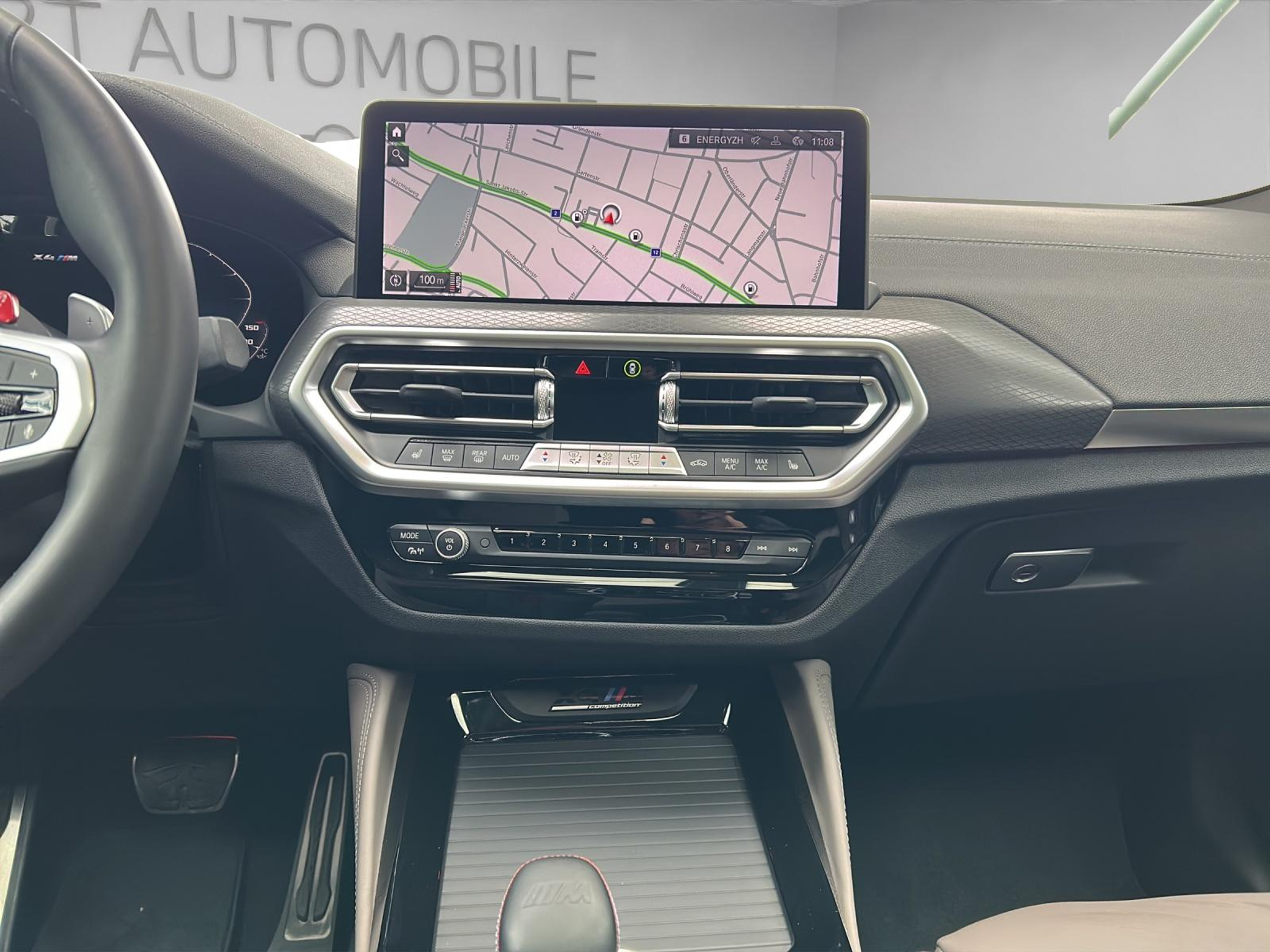 listing desktop thumbnail image 9