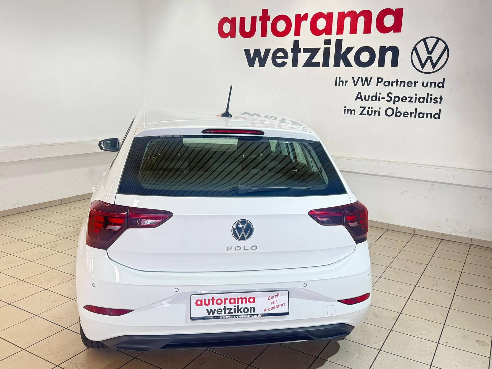 listing desktop thumbnail image 3