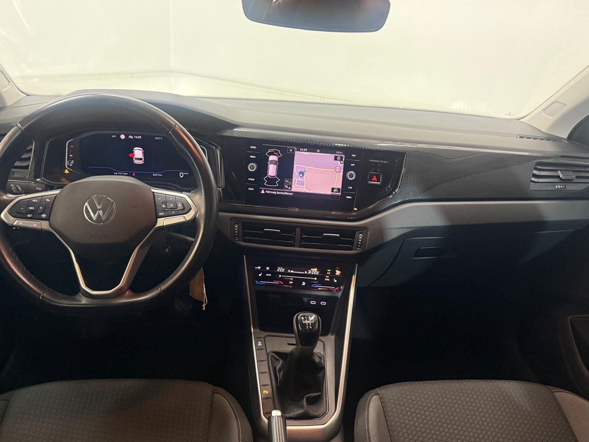 listing desktop thumbnail image 9