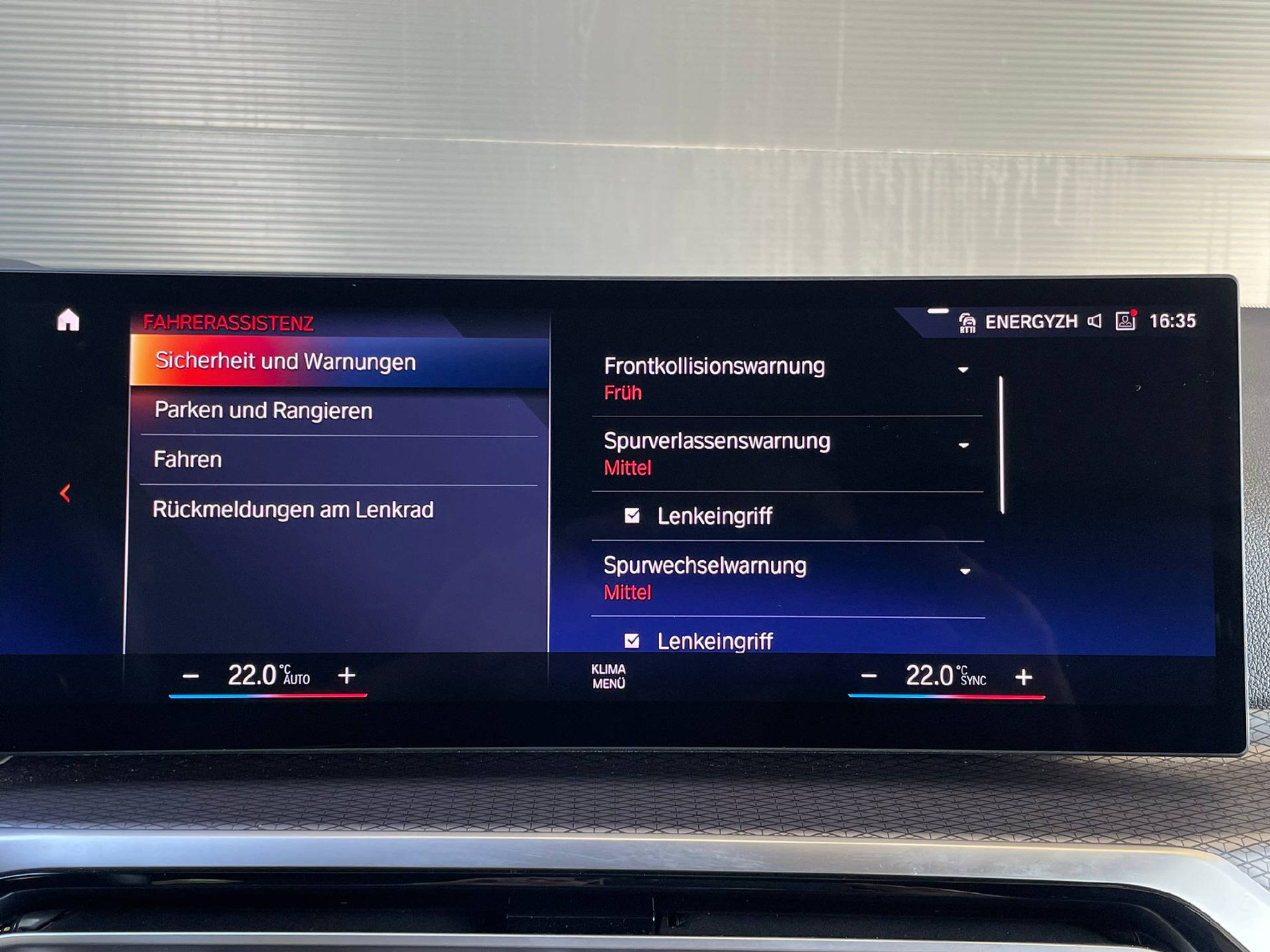 listing desktop thumbnail image 12