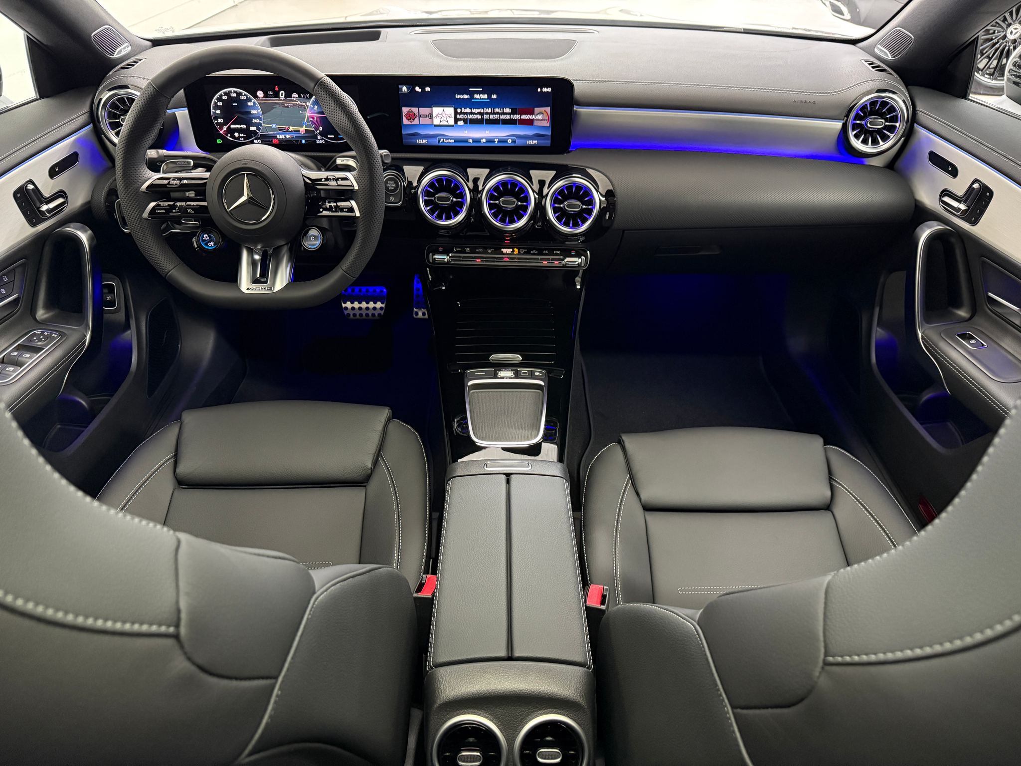 listing desktop thumbnail image 7