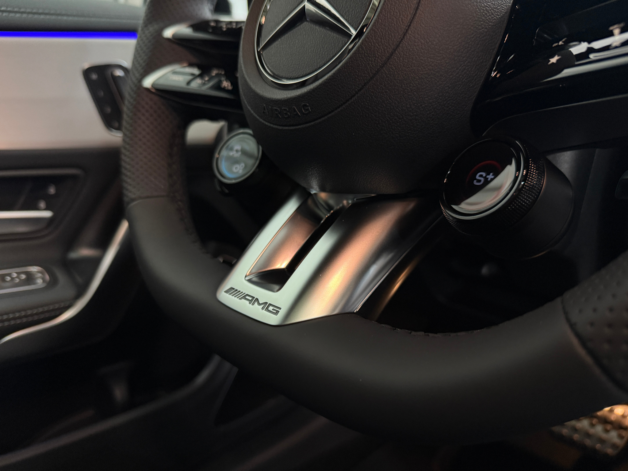 listing desktop thumbnail image 16