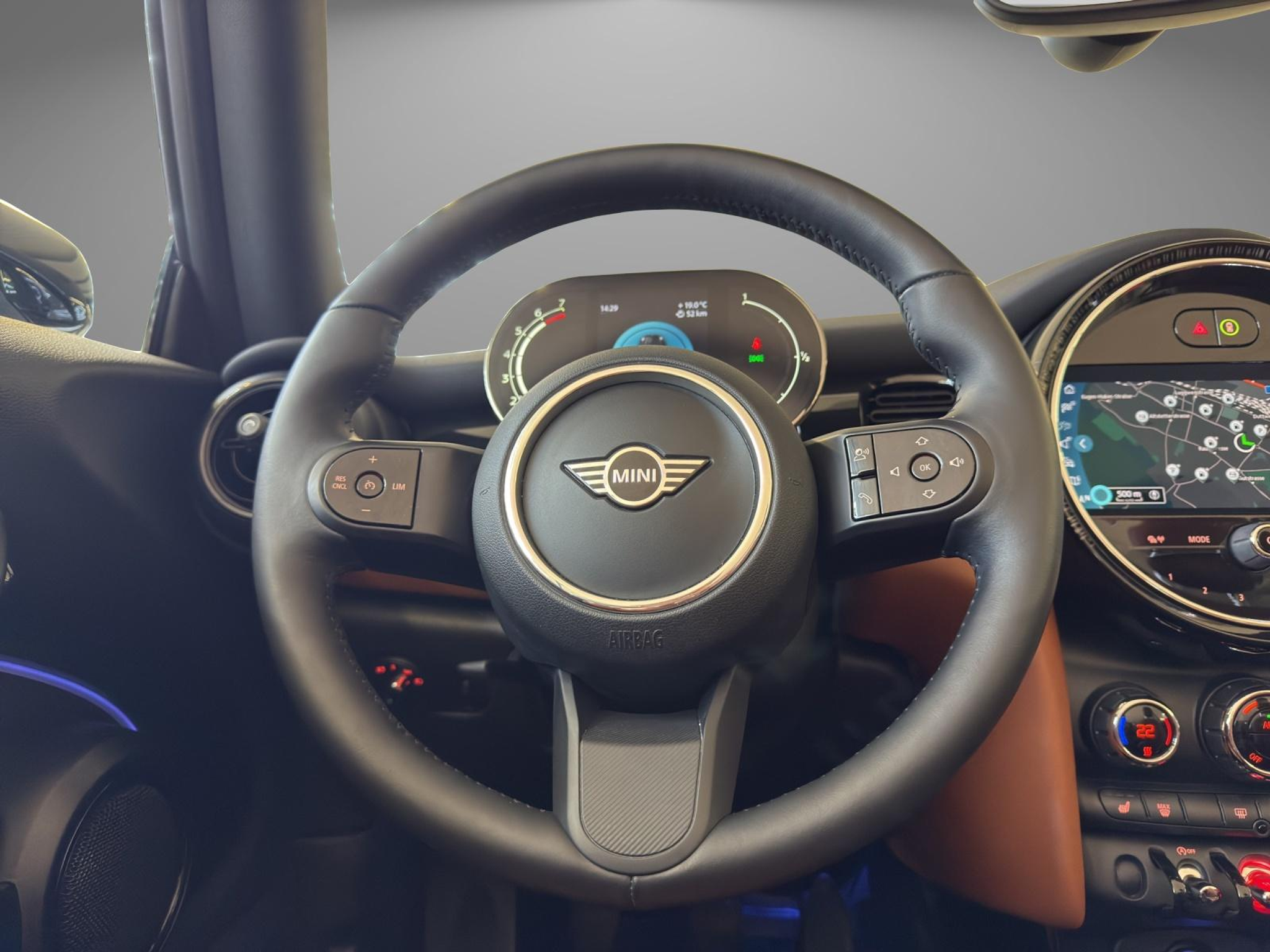 listing desktop thumbnail image 9