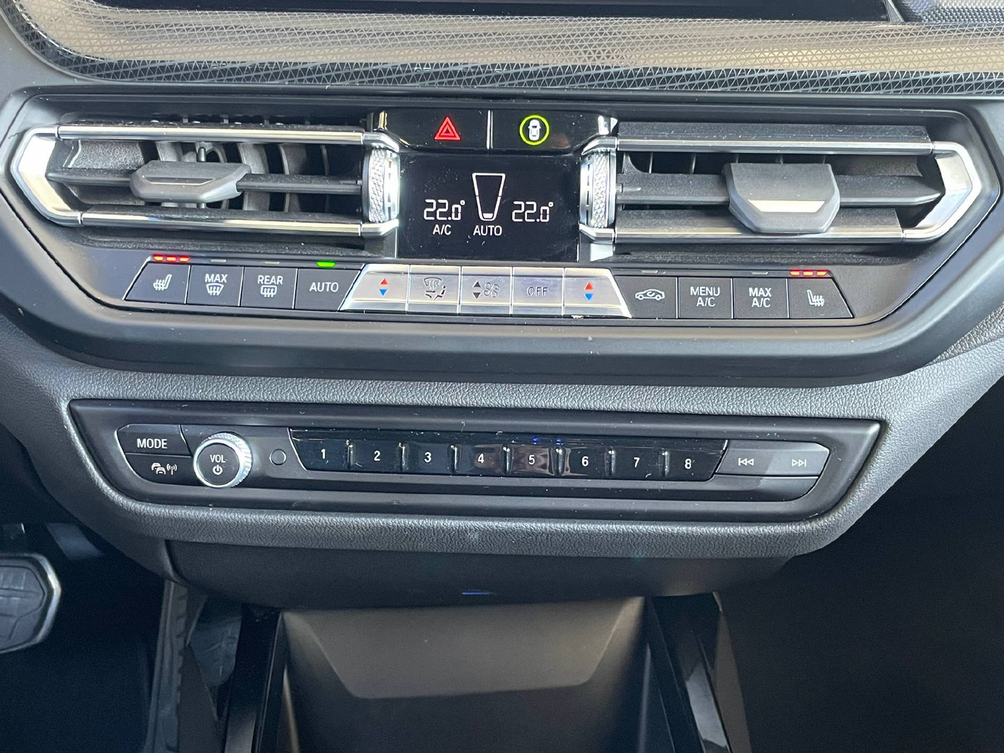 listing desktop thumbnail image 9