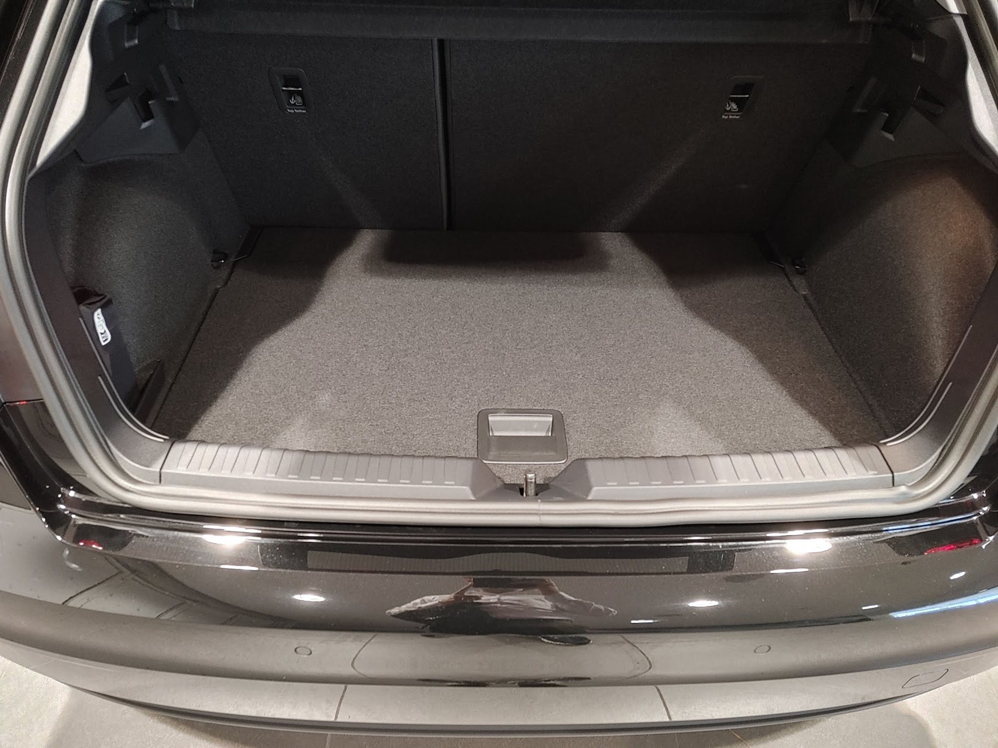 listing desktop thumbnail image 11