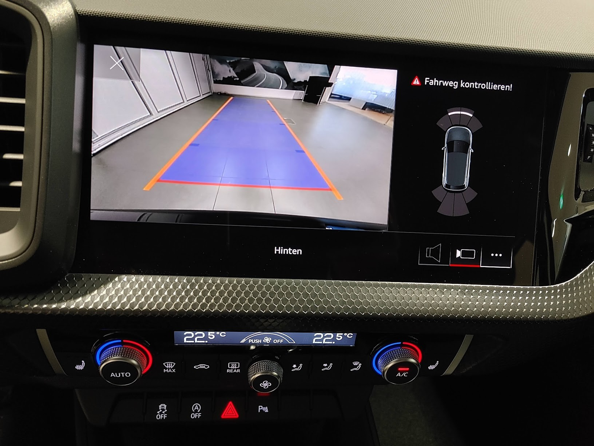 listing desktop thumbnail image 6