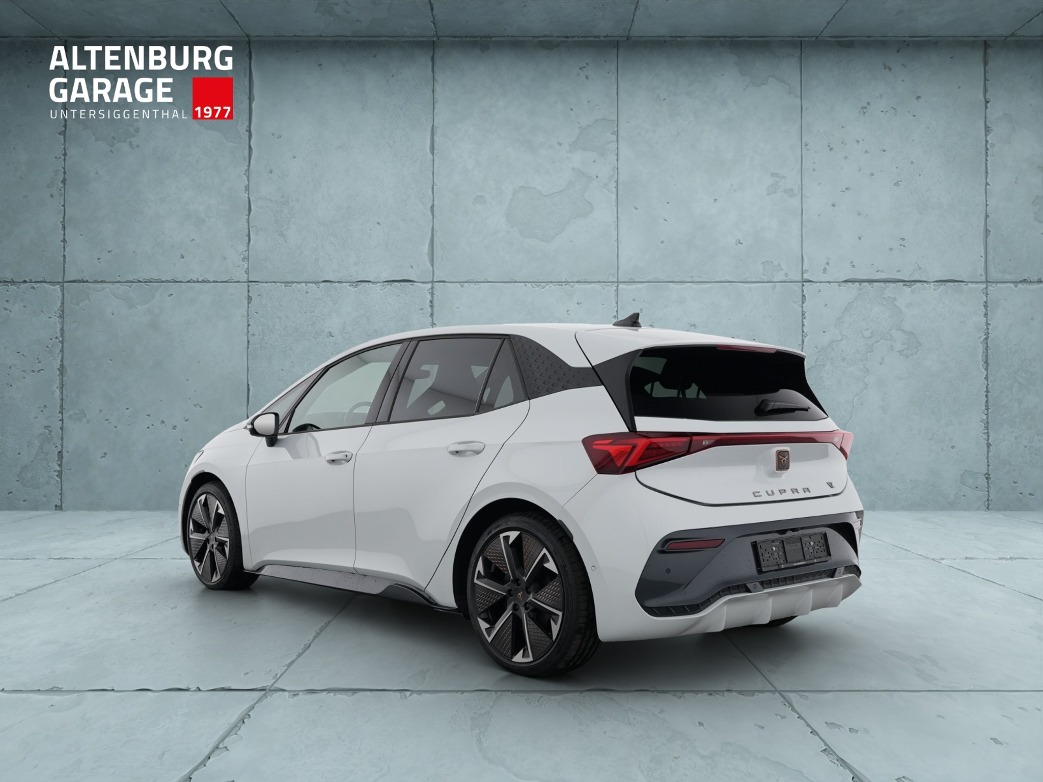 listing desktop thumbnail image 2