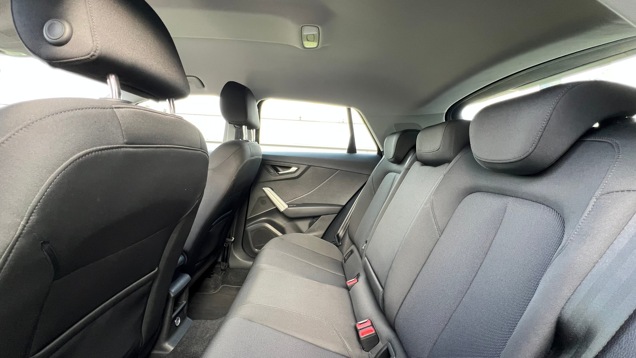 listing desktop thumbnail image 27