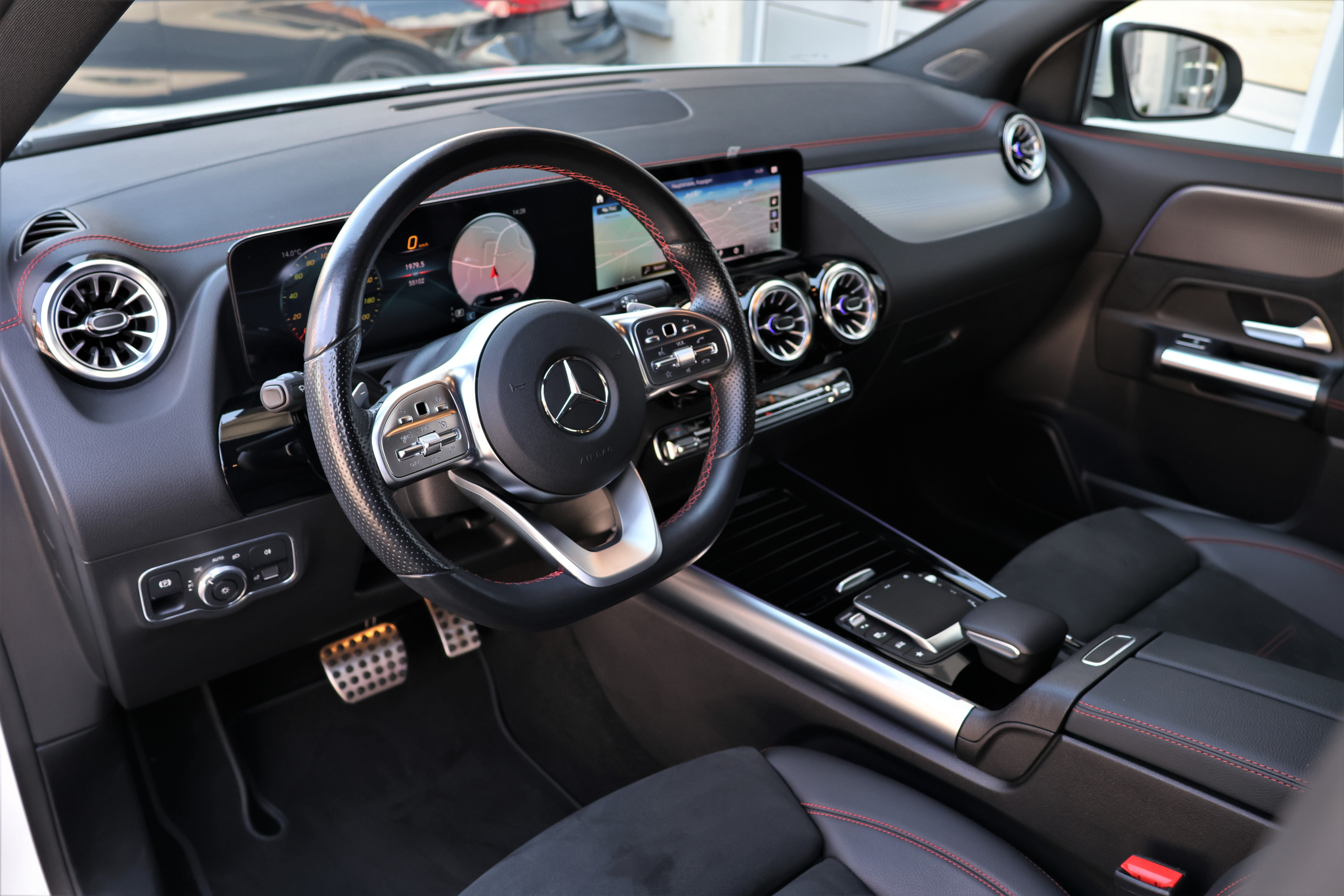 listing desktop thumbnail image 7