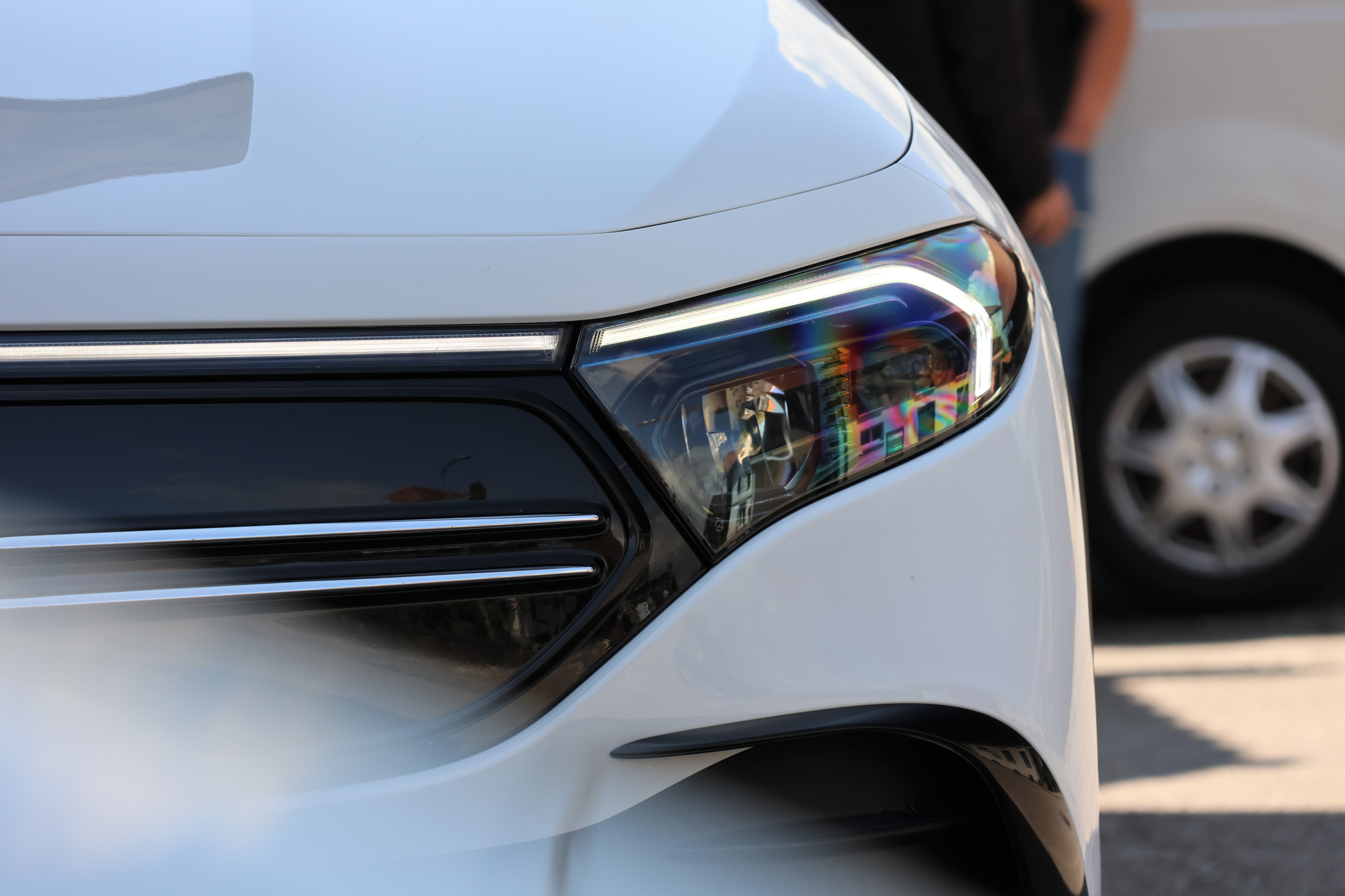 listing desktop thumbnail image 1