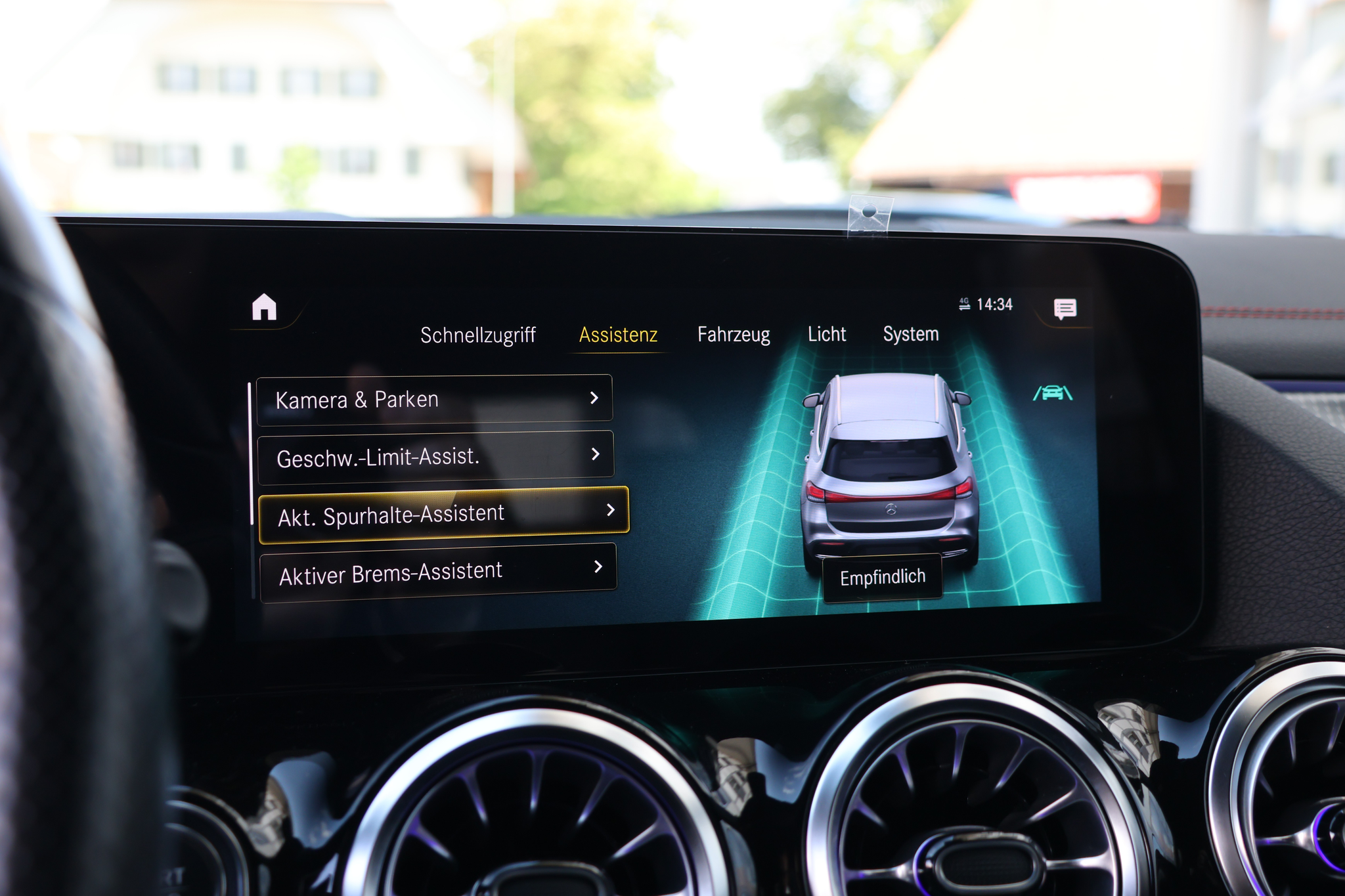 listing desktop thumbnail image 18