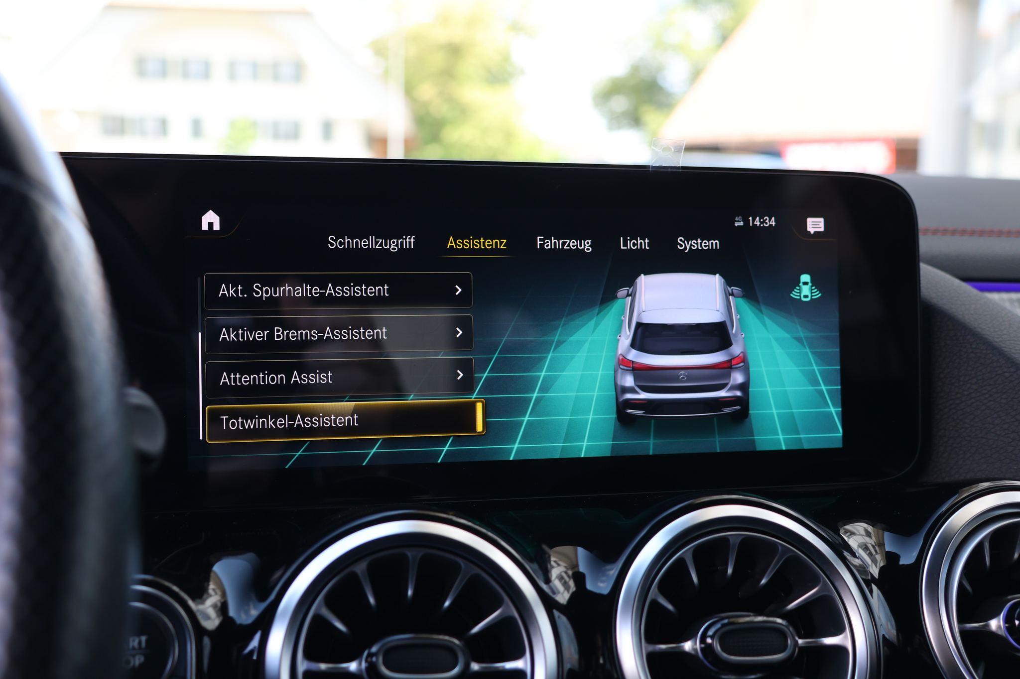 listing desktop thumbnail image 21