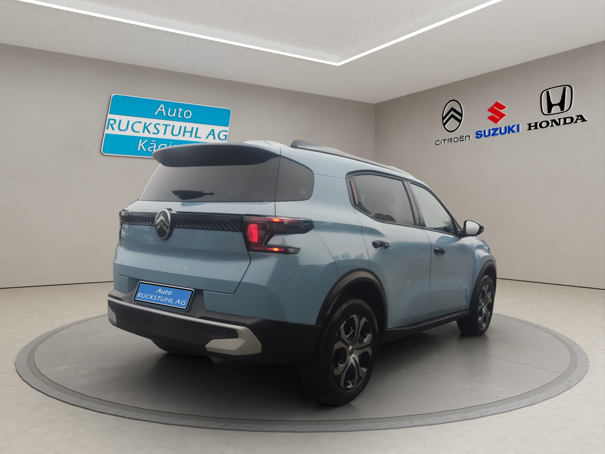 listing desktop thumbnail image 3