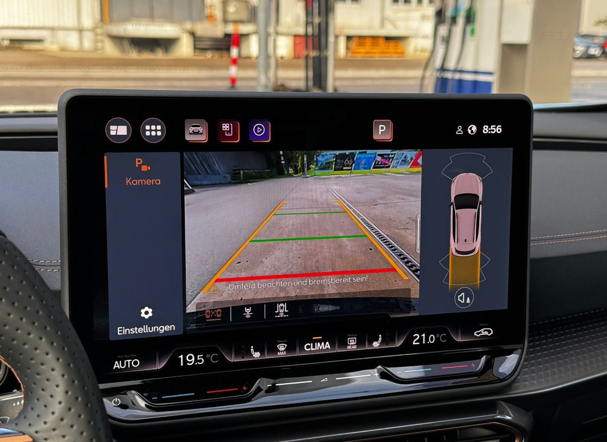 listing desktop thumbnail image 13