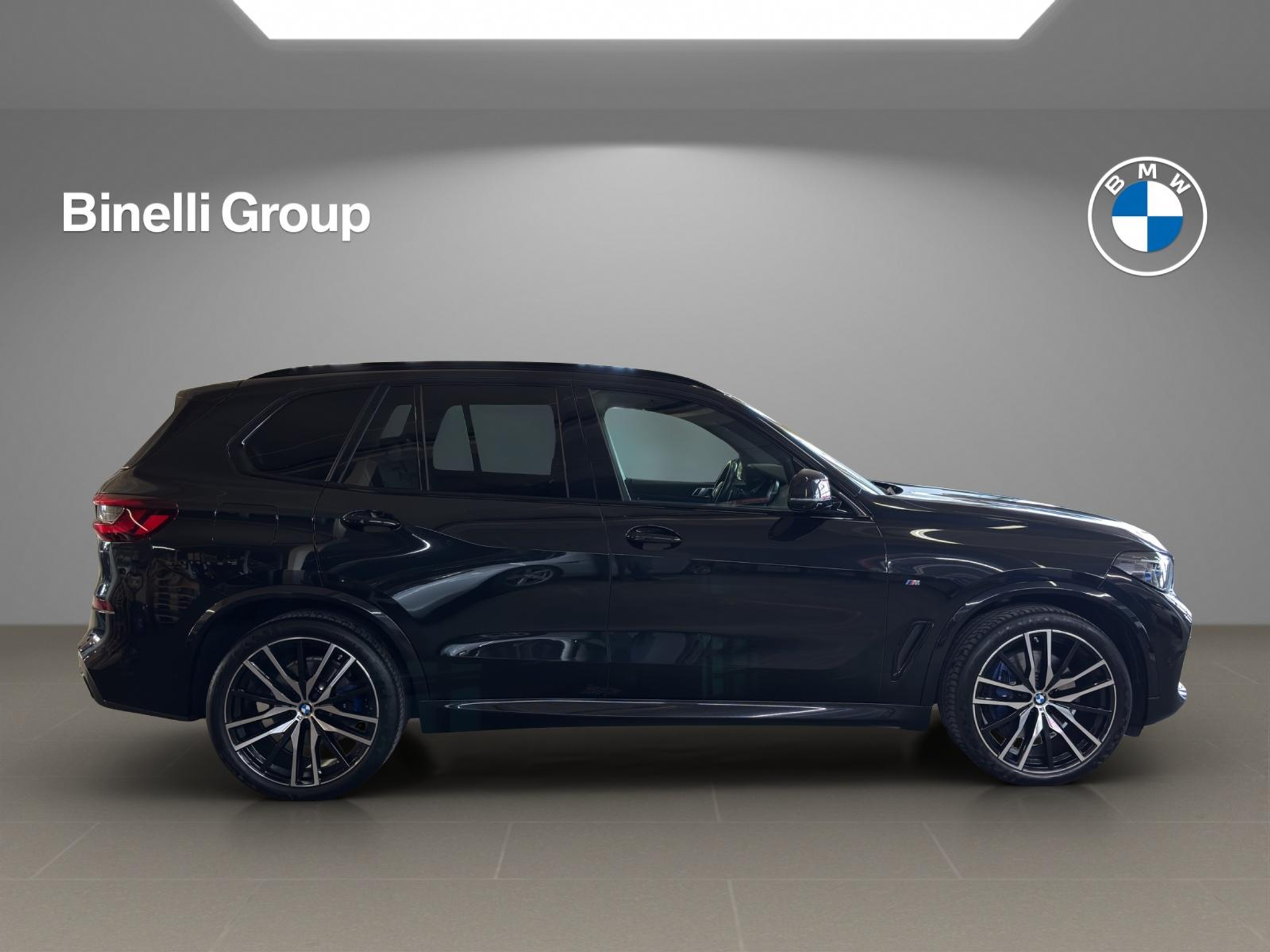 listing desktop thumbnail image 16