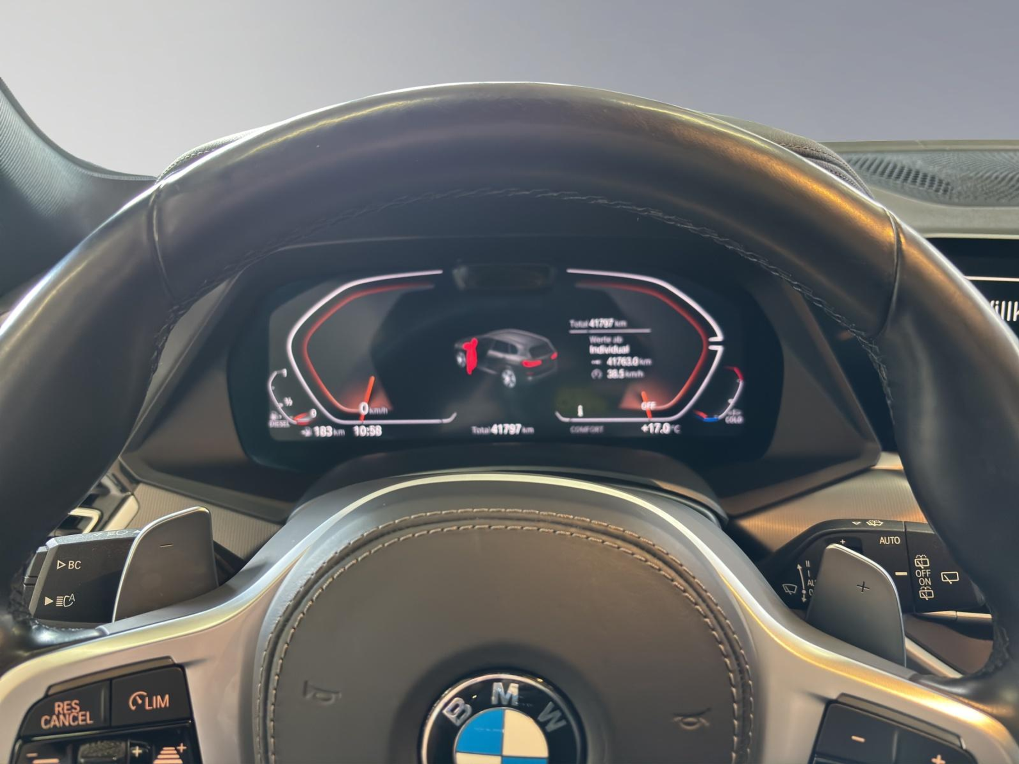 listing desktop thumbnail image 4