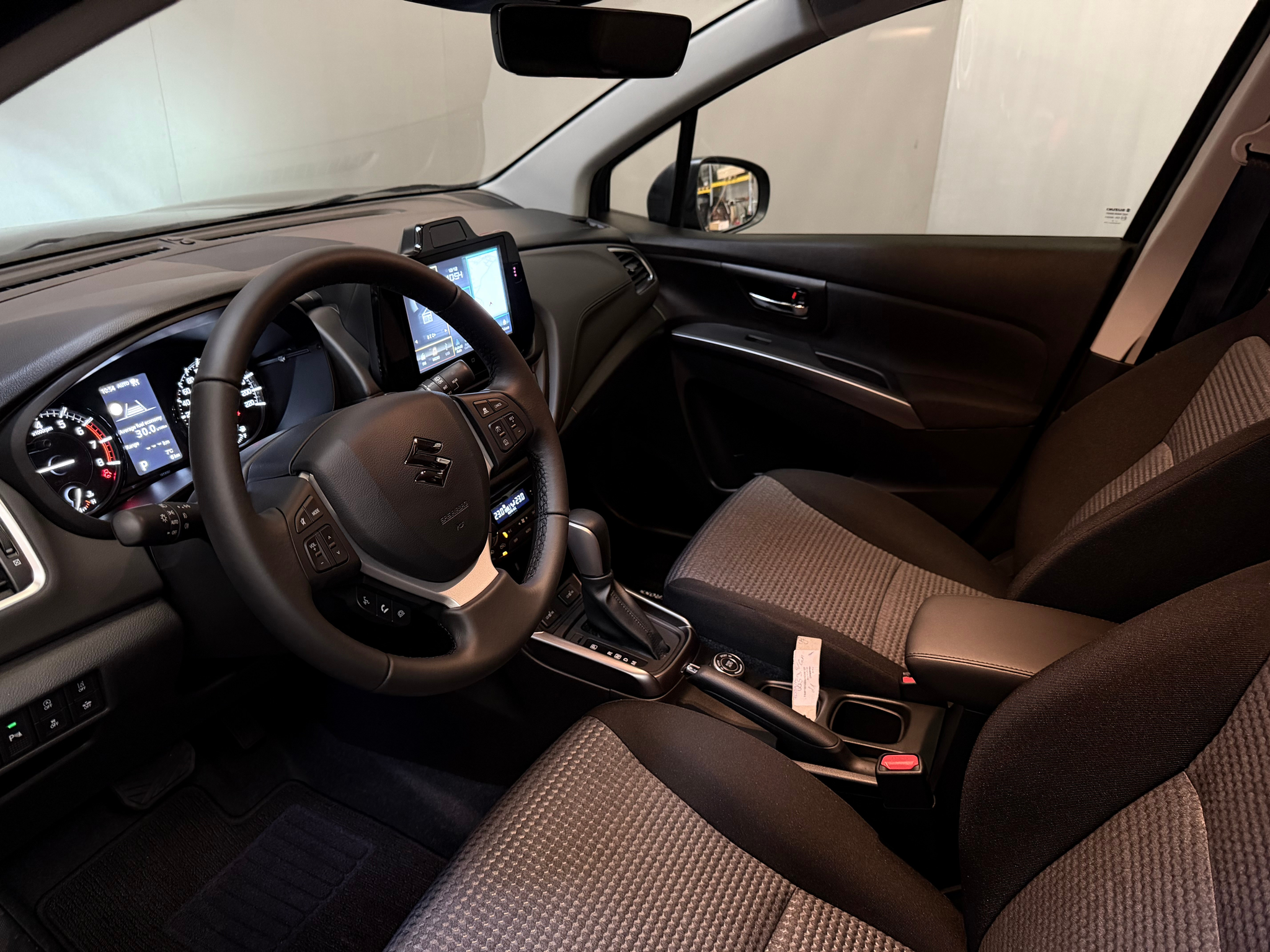 listing desktop thumbnail image 14