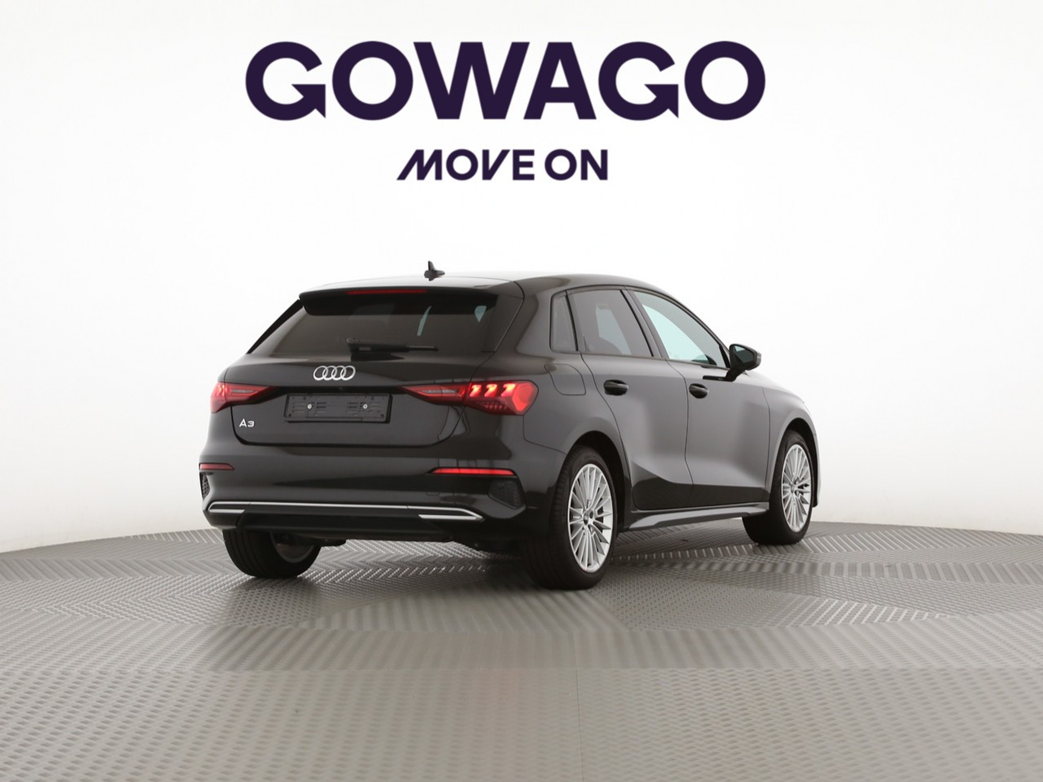 listing desktop thumbnail image 1