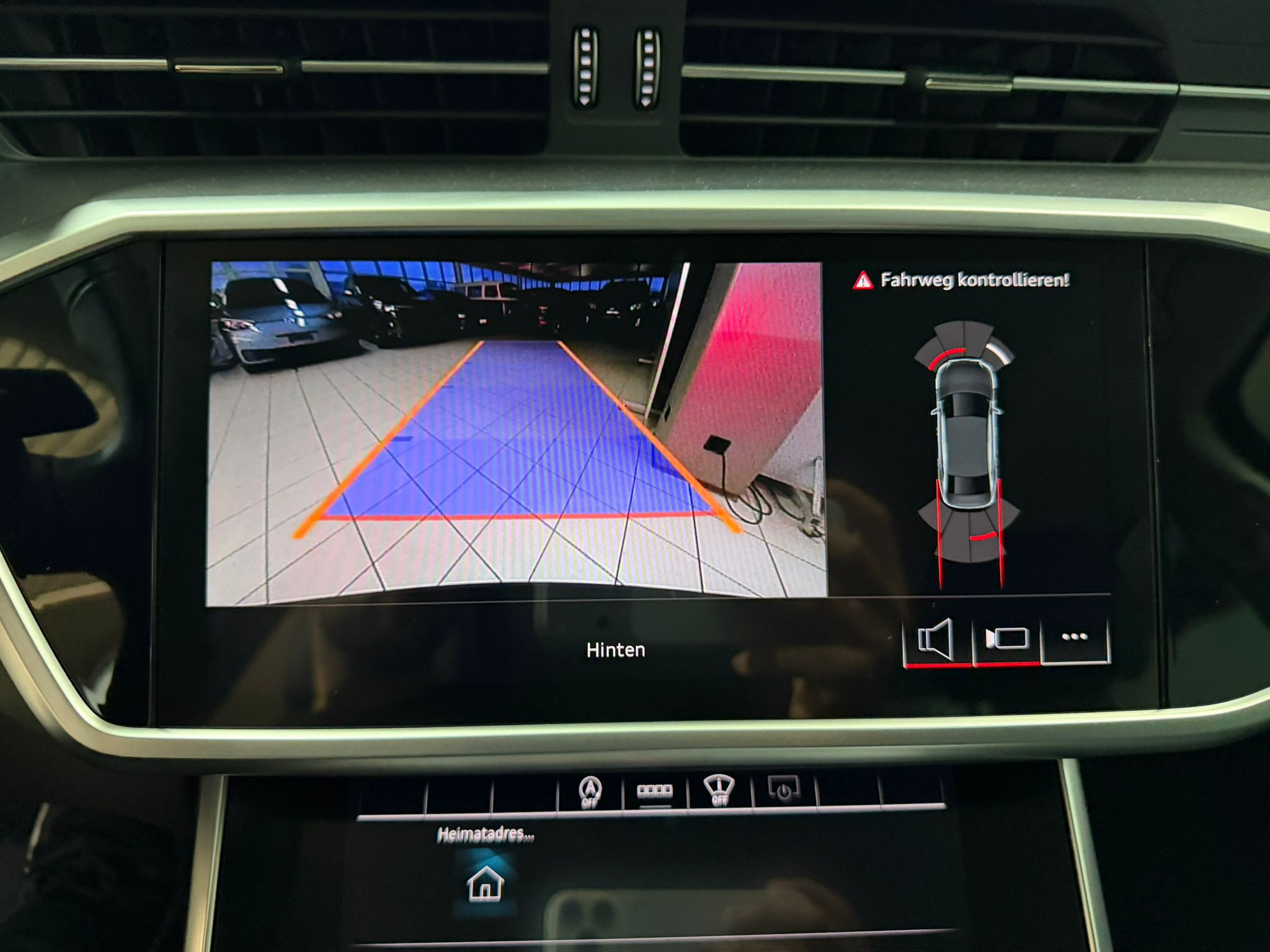 listing desktop thumbnail image 12