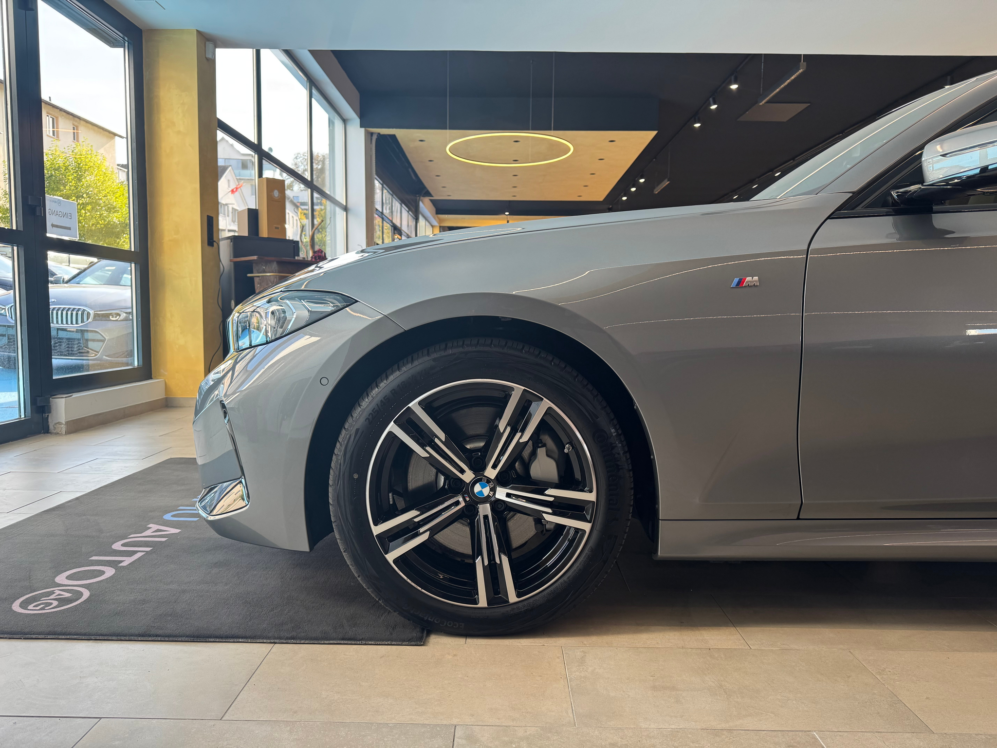 listing desktop thumbnail image 12