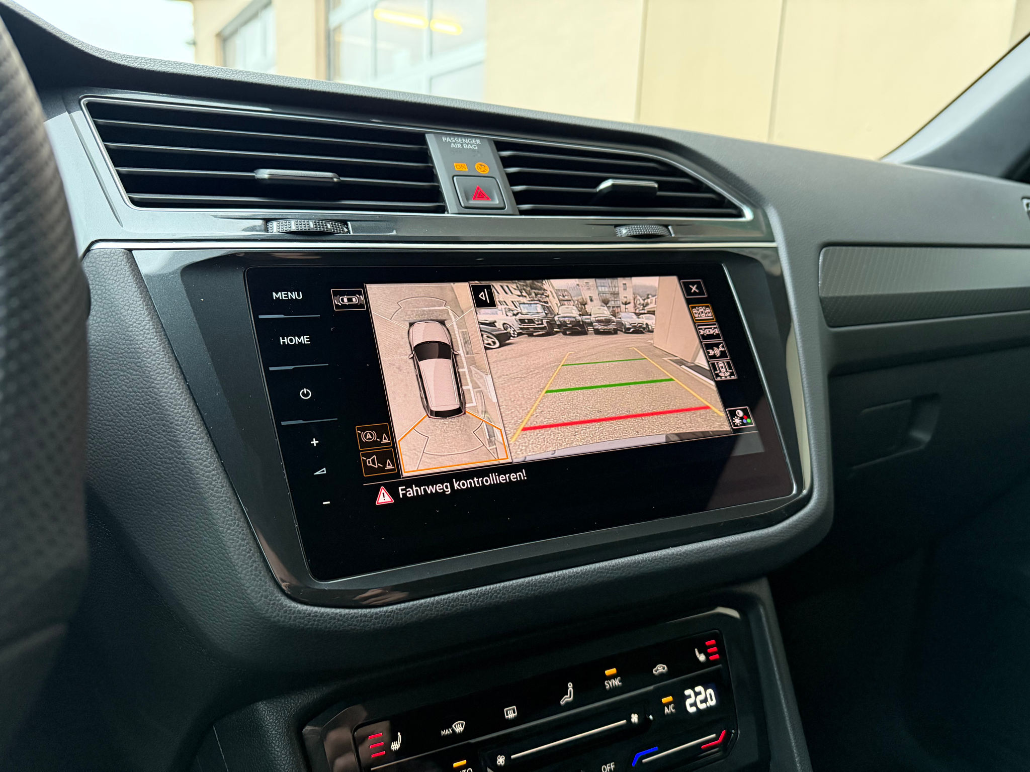 listing desktop thumbnail image 17