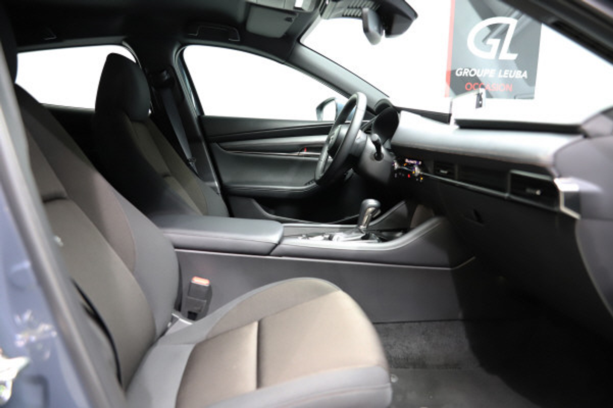 listing desktop thumbnail image 8