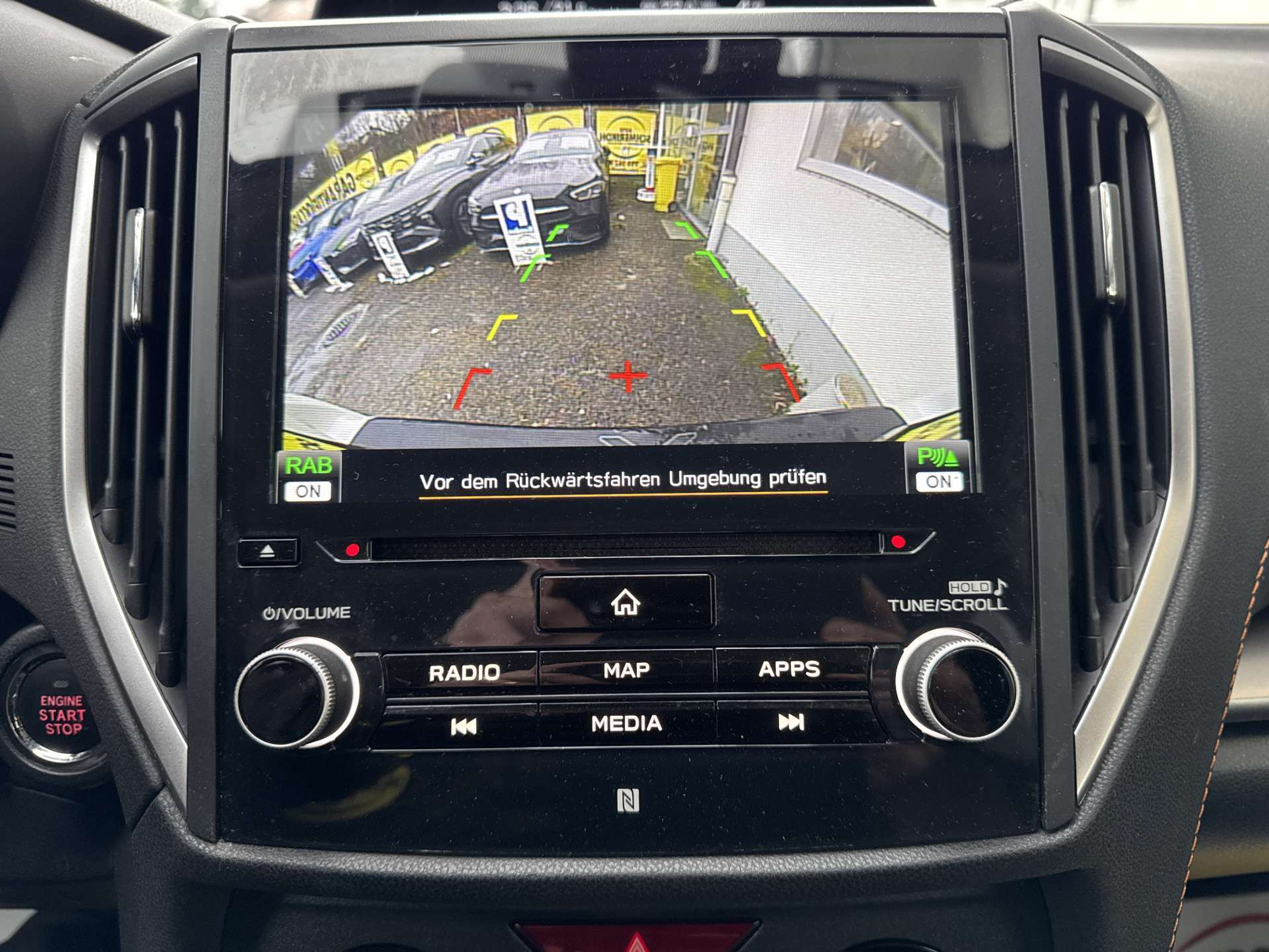 listing desktop thumbnail image 10