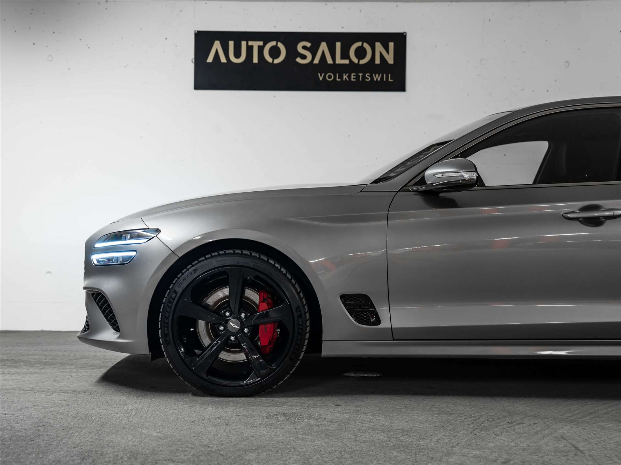 listing desktop thumbnail image 19