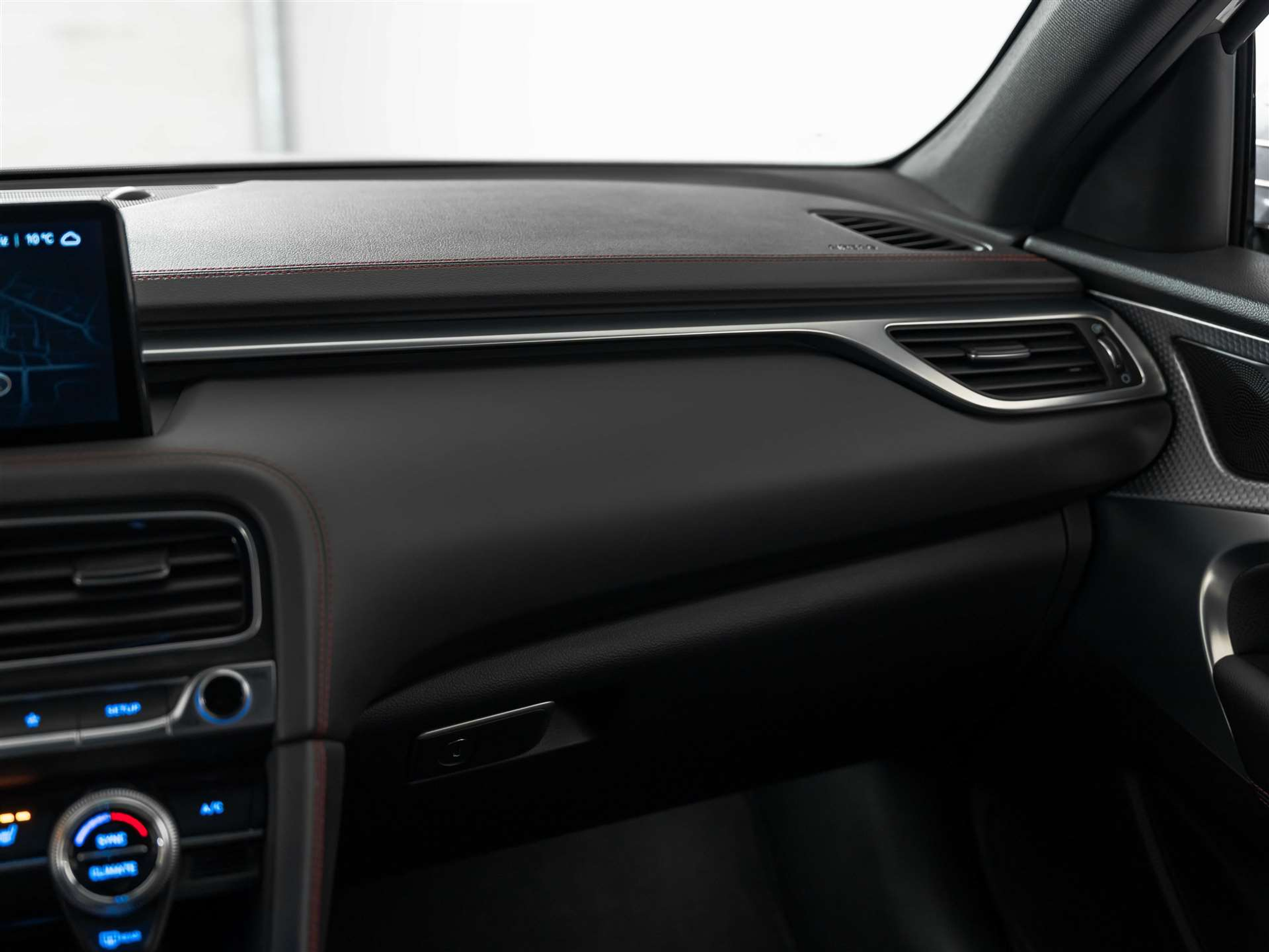 listing desktop thumbnail image 30