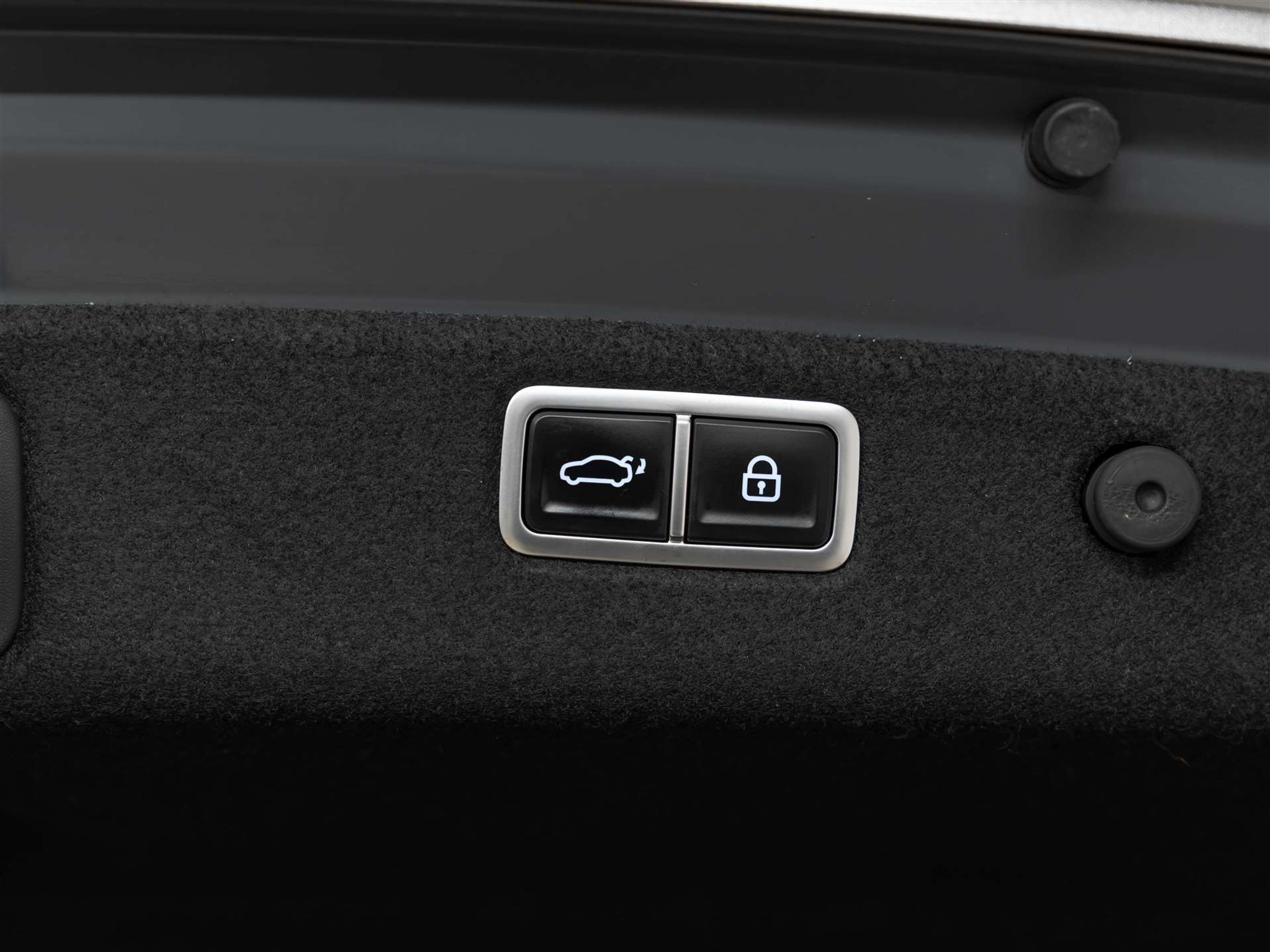 listing desktop thumbnail image 44