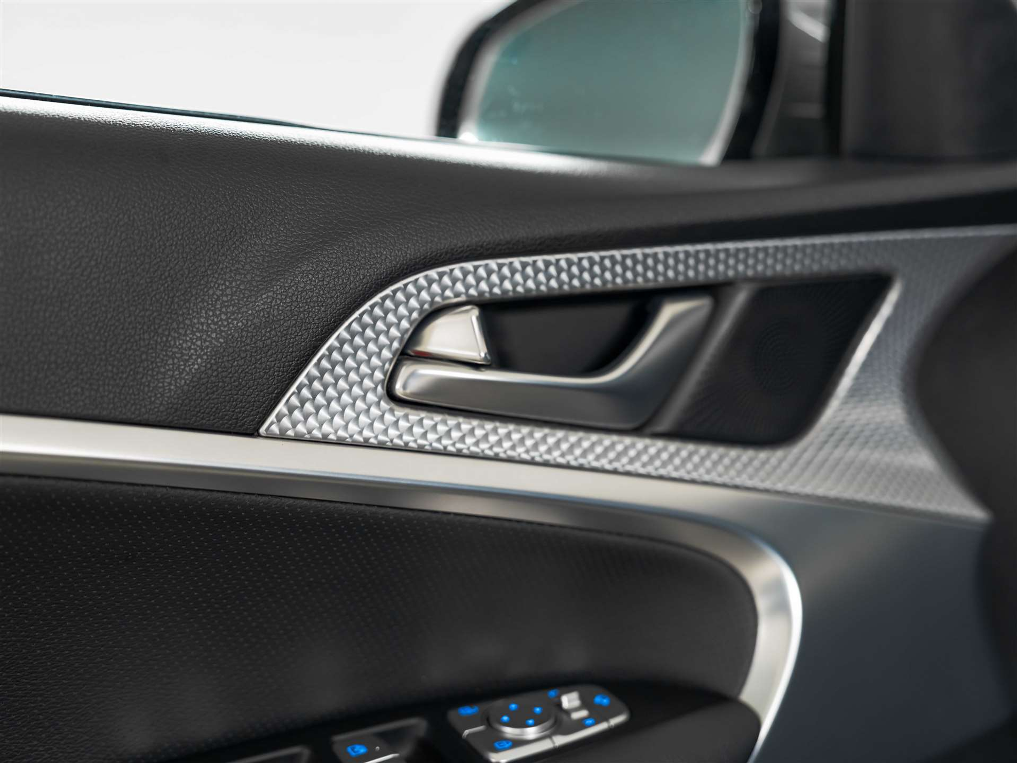 listing desktop thumbnail image 24